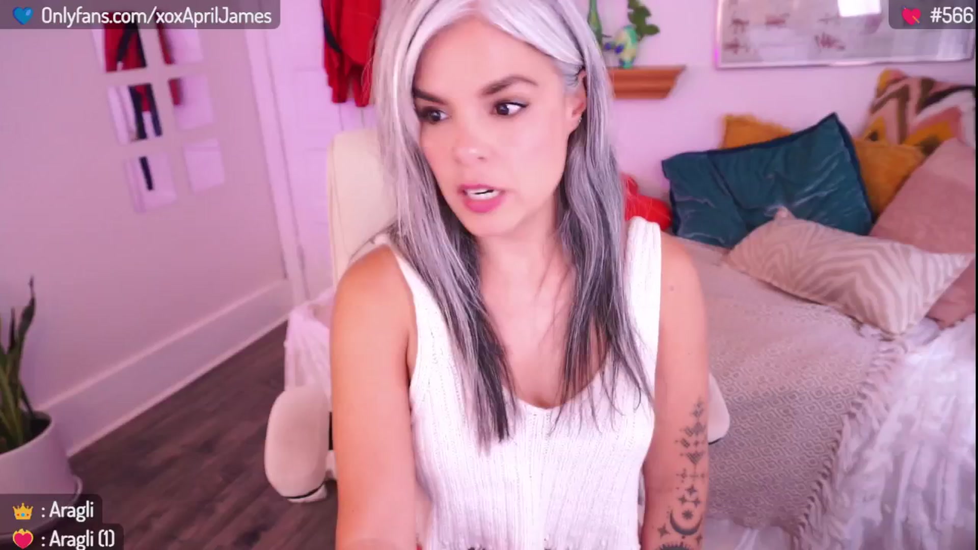 Gallery image thumbnail from AprilJames's myfreecams stream on, 05/24/2024, 22:19 image 9 of 20