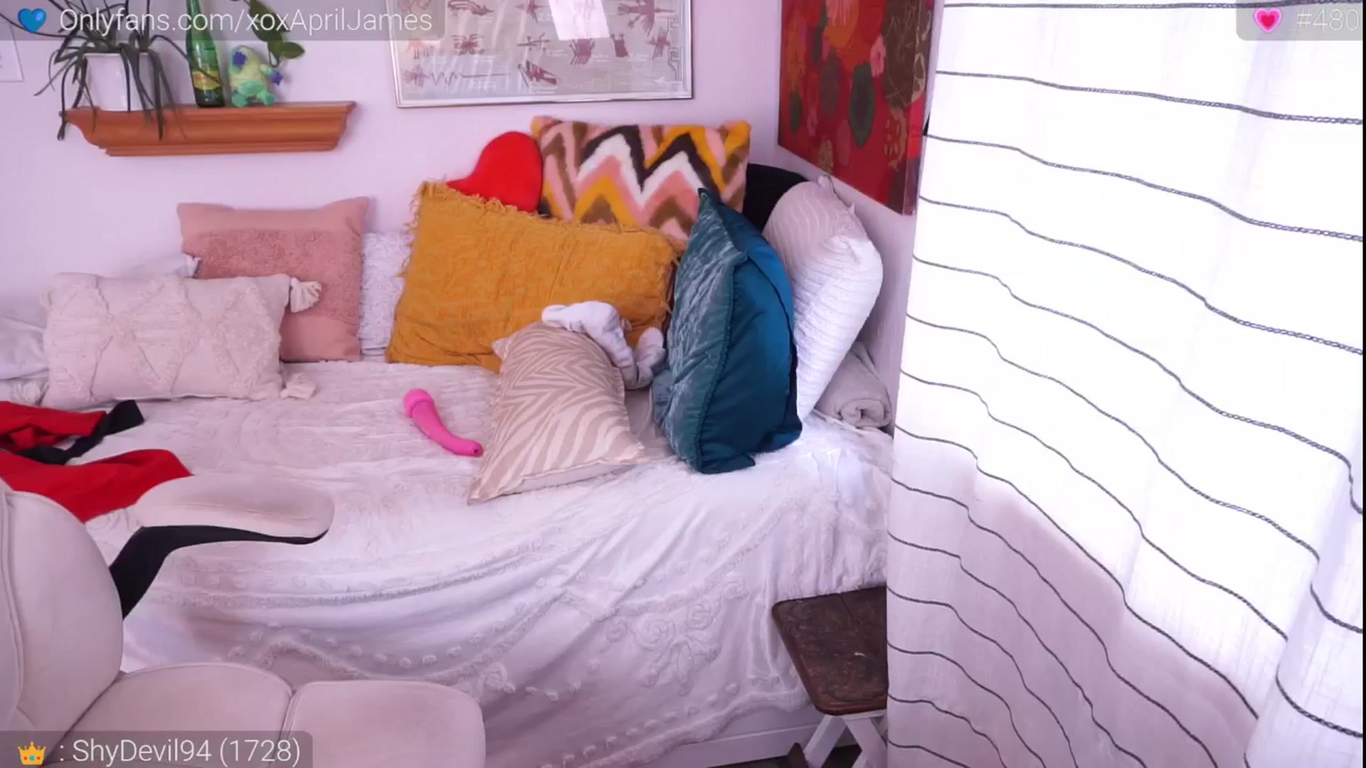 Gallery image thumbnail from AprilJames's myfreecams stream on, 06/08/2024, 21:23 image 20 of 20