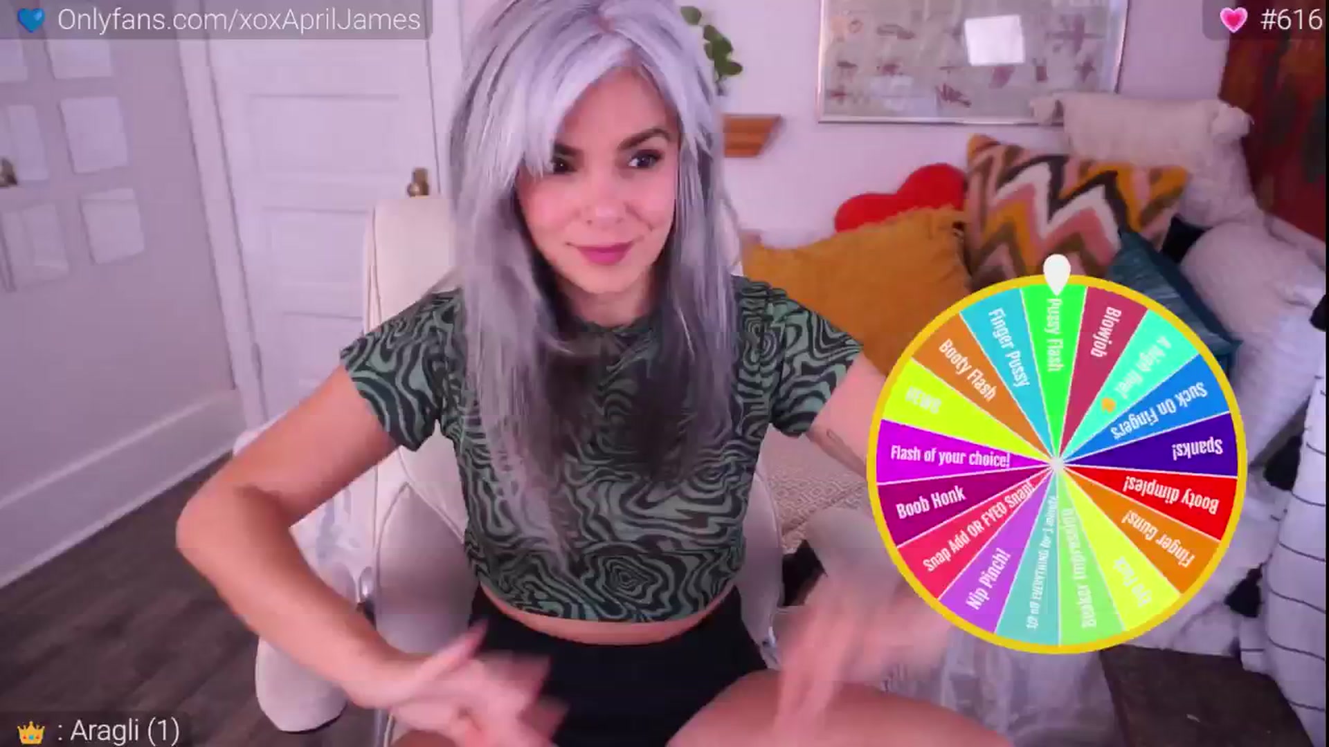 Gallery image thumbnail from AprilJames's myfreecams stream on, 06/14/2024, 22:29 image 4 of 20