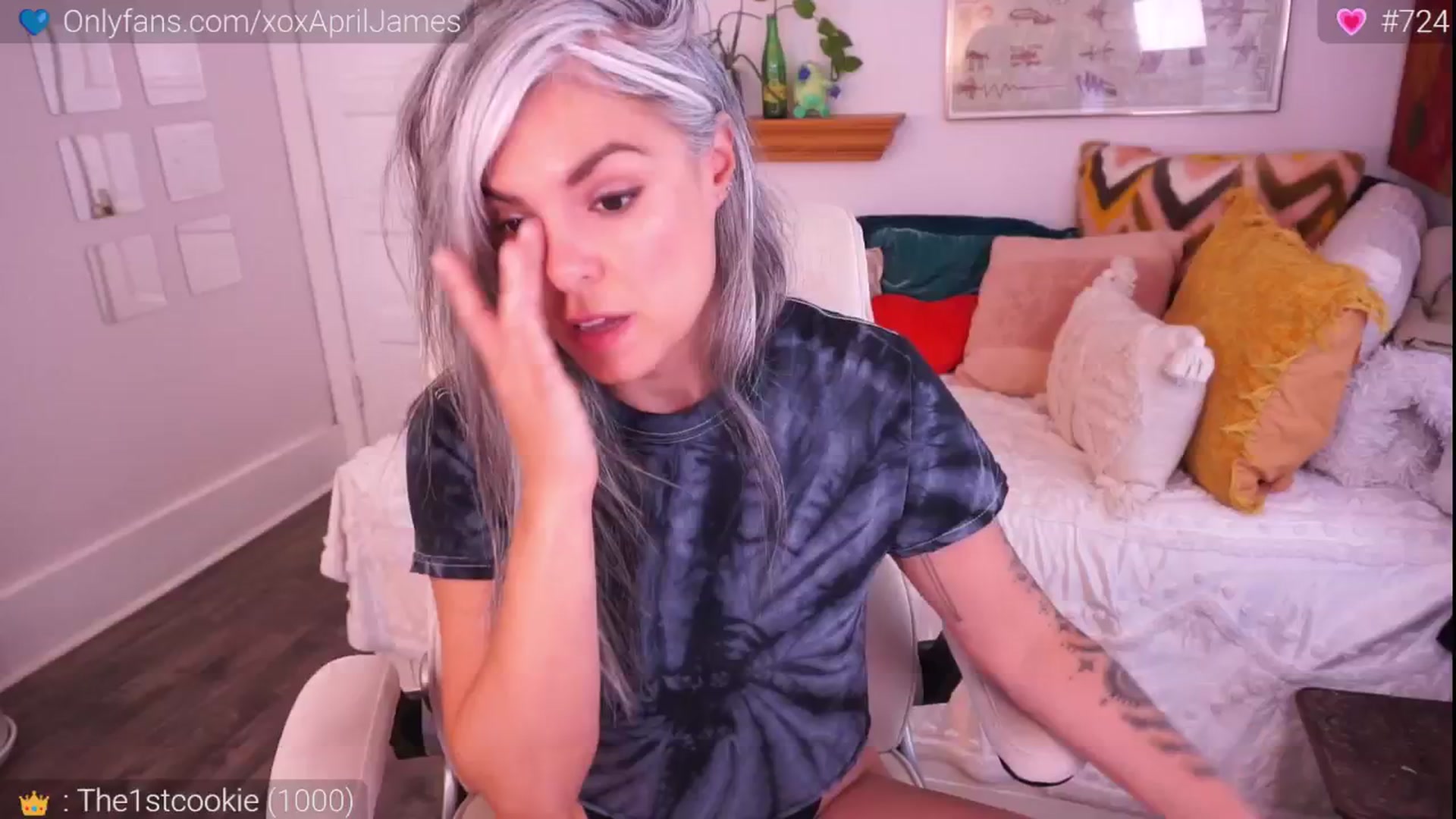 Gallery image thumbnail from AprilJames's myfreecams stream on, 06/26/2024, 21:02 image 9 of 20