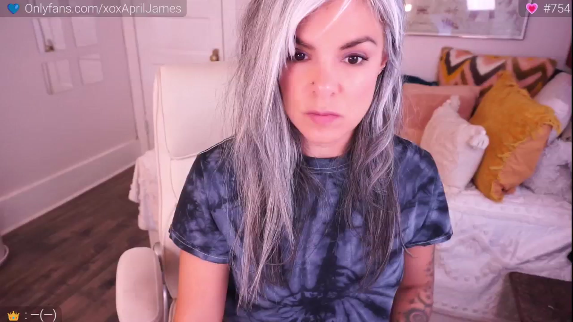 Gallery image thumbnail from AprilJames's myfreecams stream on, 06/26/2024, 21:02 image 1 of 20