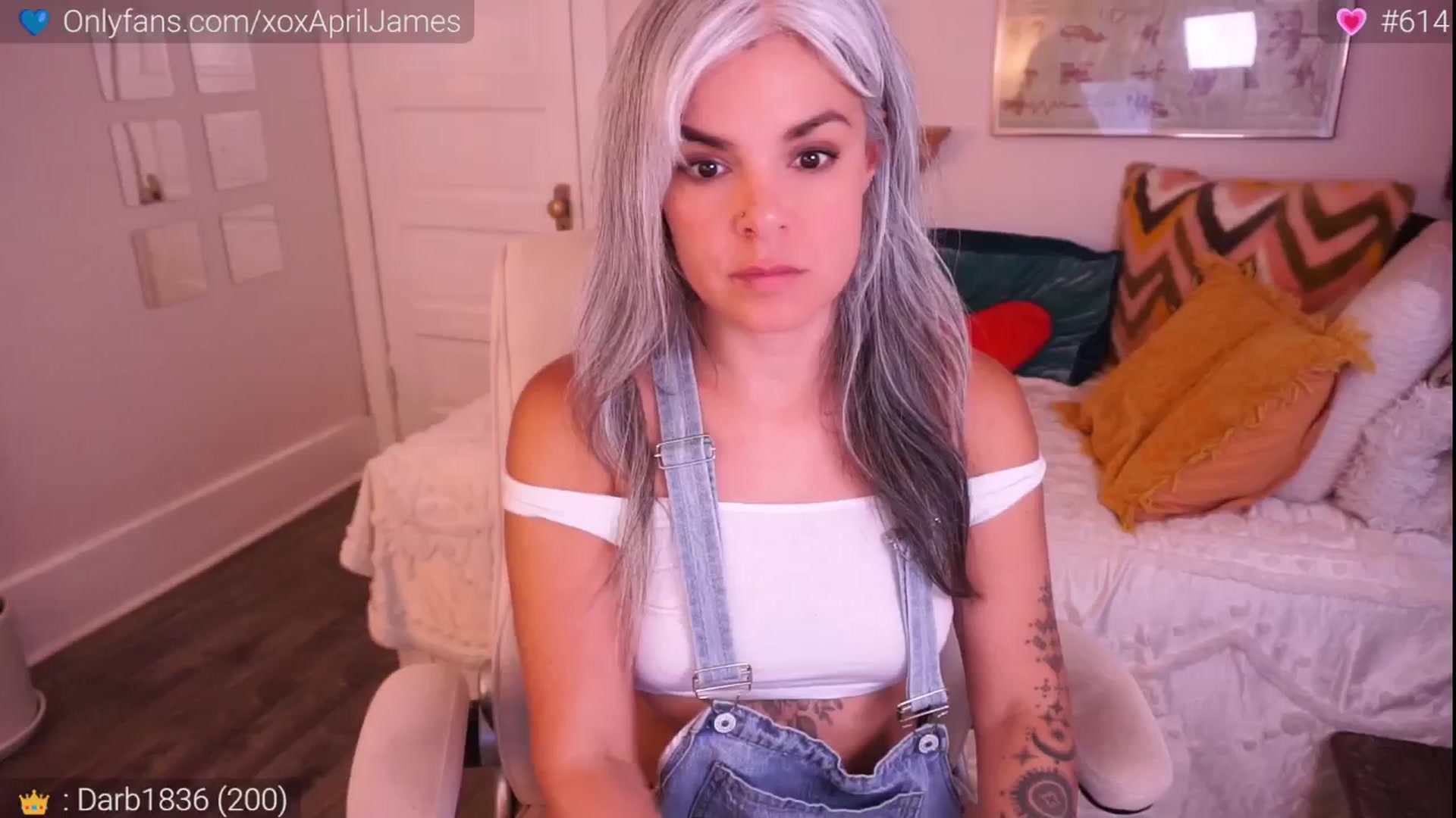 Gallery image thumbnail from AprilJames's myfreecams stream on, 06/28/2024, 24:30 image 20 of 20
