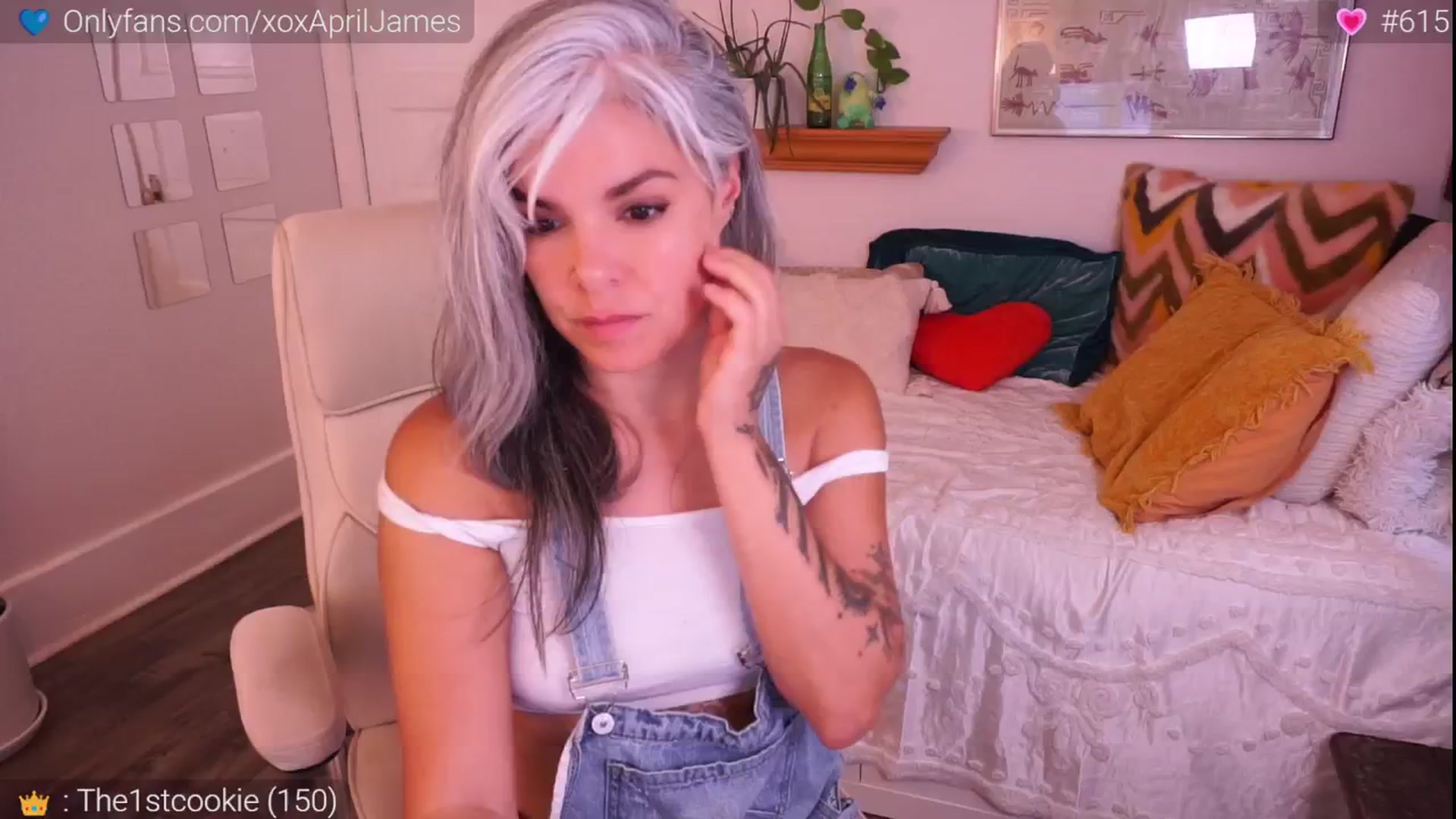 Gallery image thumbnail from AprilJames's myfreecams stream on, 06/28/2024, 24:30 image 13 of 20