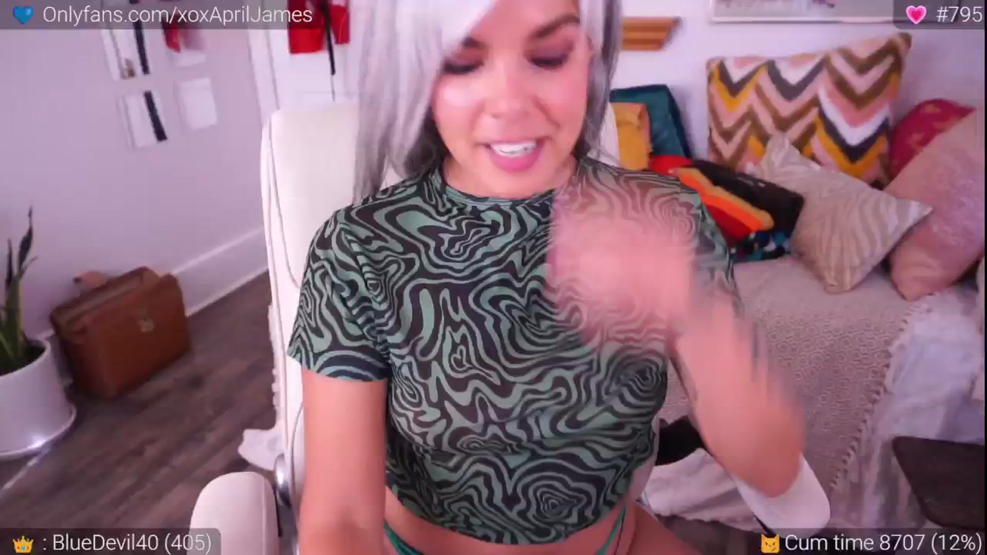 Gallery image thumbnail from AprilJames's myfreecams stream on, 08/02/2024, 24:03 image 4 of 20