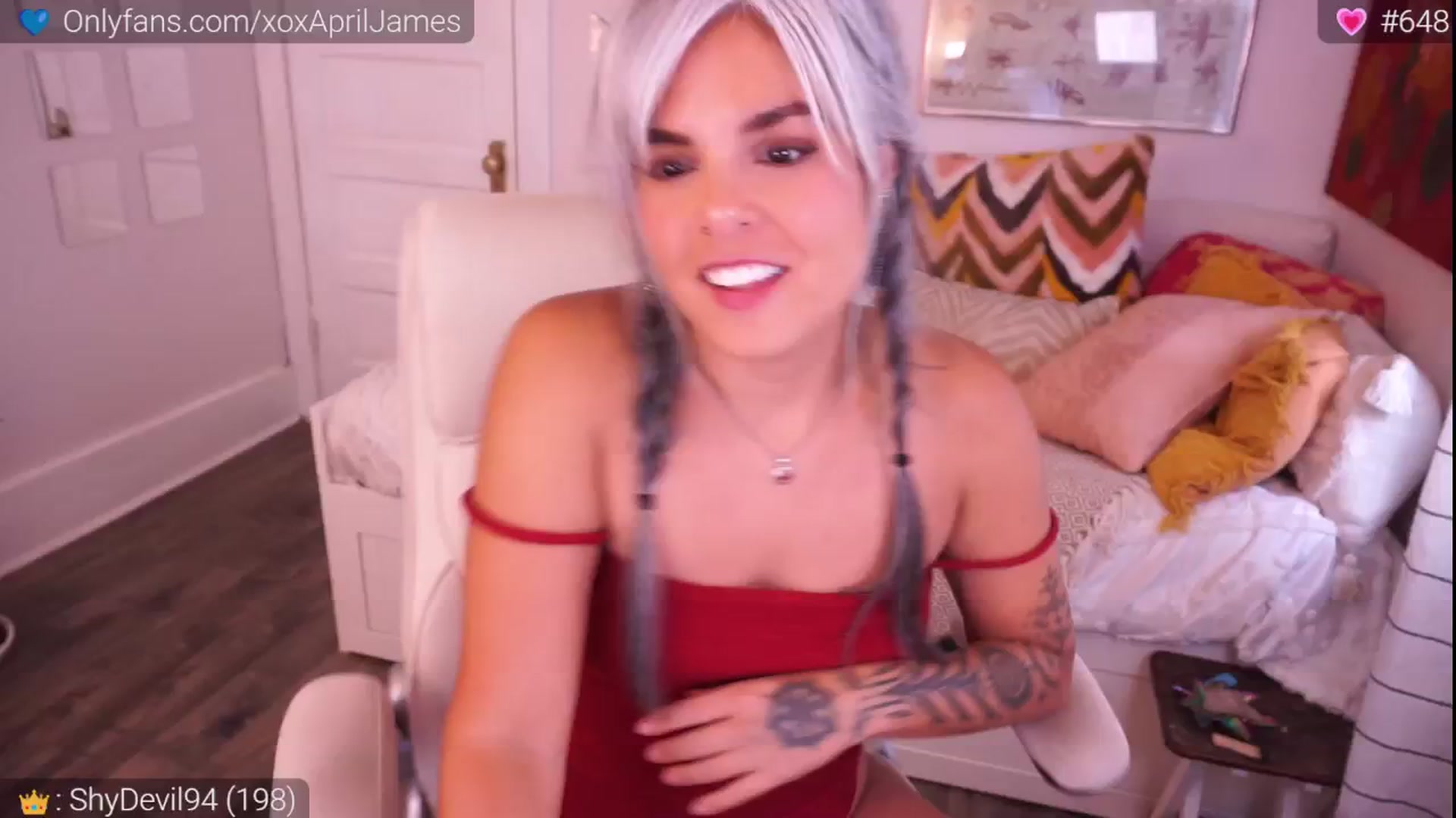 Gallery image thumbnail from AprilJames's myfreecams stream on, 08/08/2024, 23:46 image 7 of 20