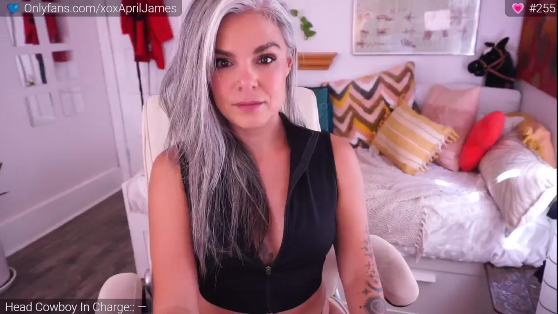 Gallery image thumbnail from AprilJames's myfreecams stream on, 08/22/2024, 22:49 image 1 of 20