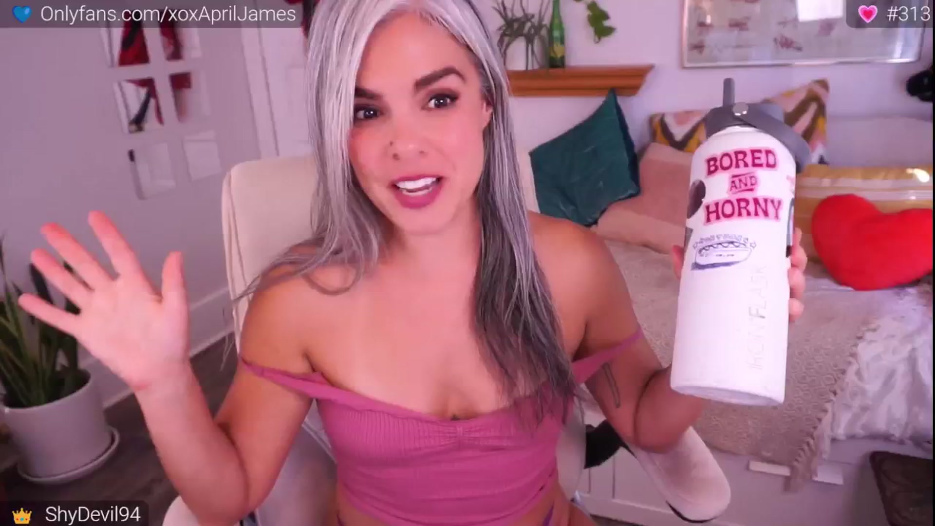 Gallery image thumbnail from AprilJames's myfreecams stream on, 08/30/2024, 22:45 image 15 of 20