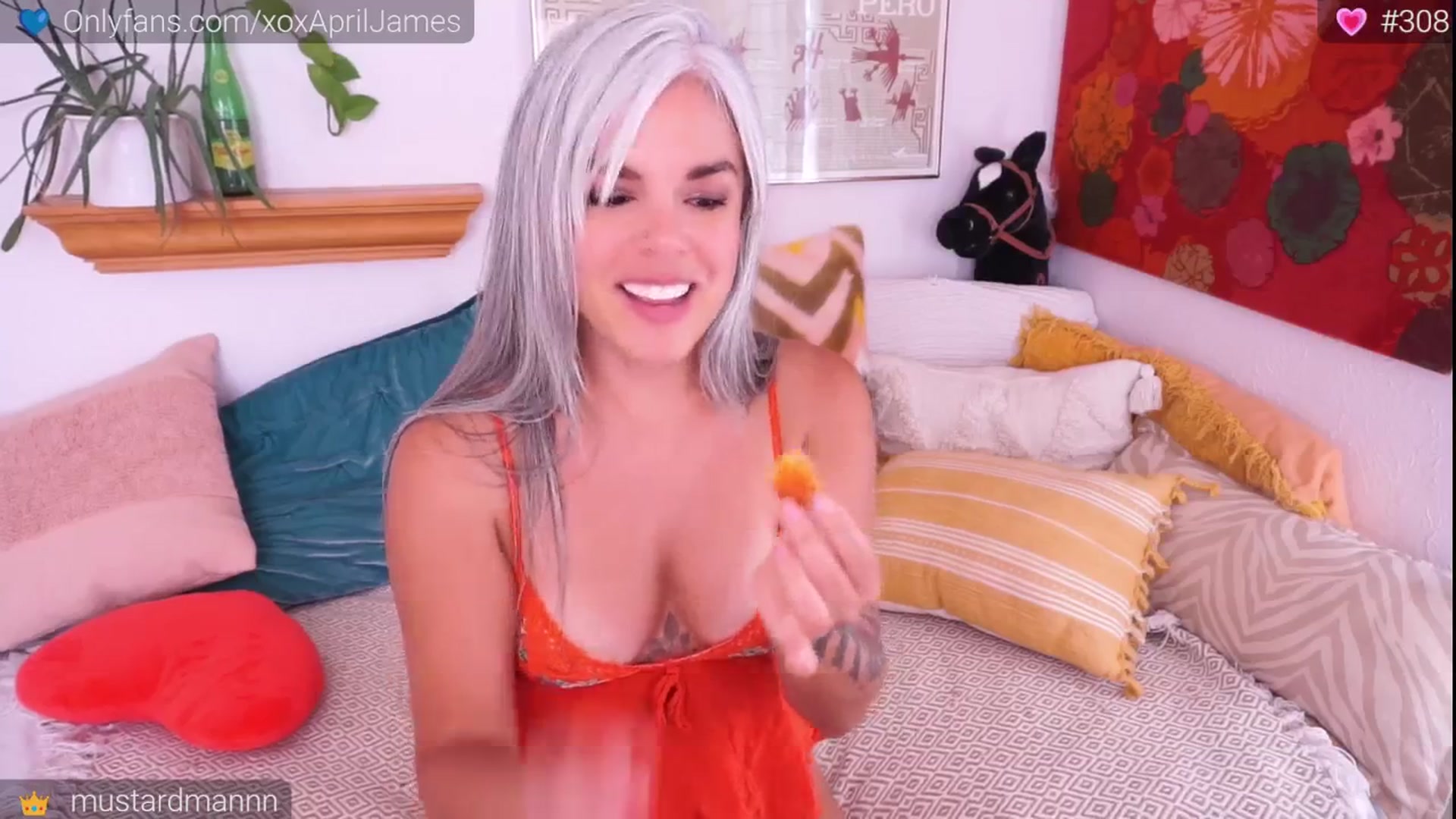 Gallery image thumbnail from AprilJames's myfreecams stream on, 08/31/2024, 22:06 image 10 of 20