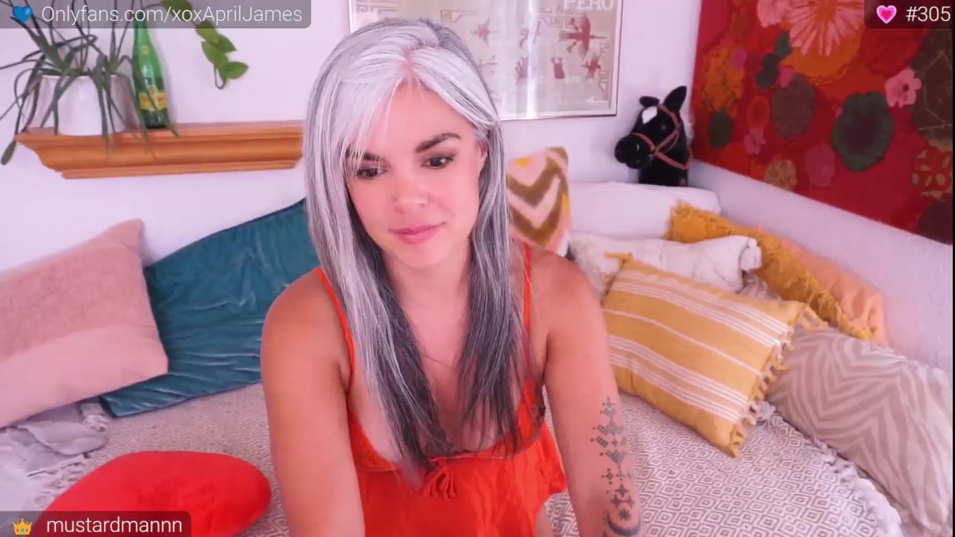 Gallery image thumbnail from AprilJames's myfreecams stream on, 08/31/2024, 22:06 image 15 of 20