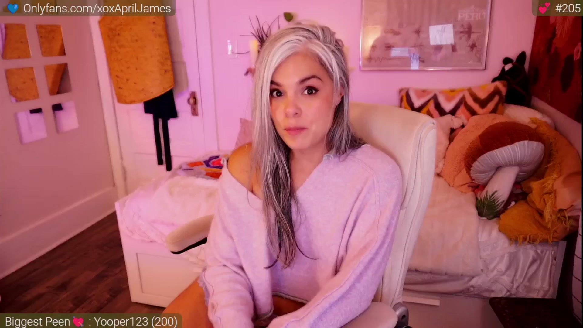 Gallery image thumbnail from AprilJames's myfreecams stream on, 11/09/2024, 24:41 image 6 of 20