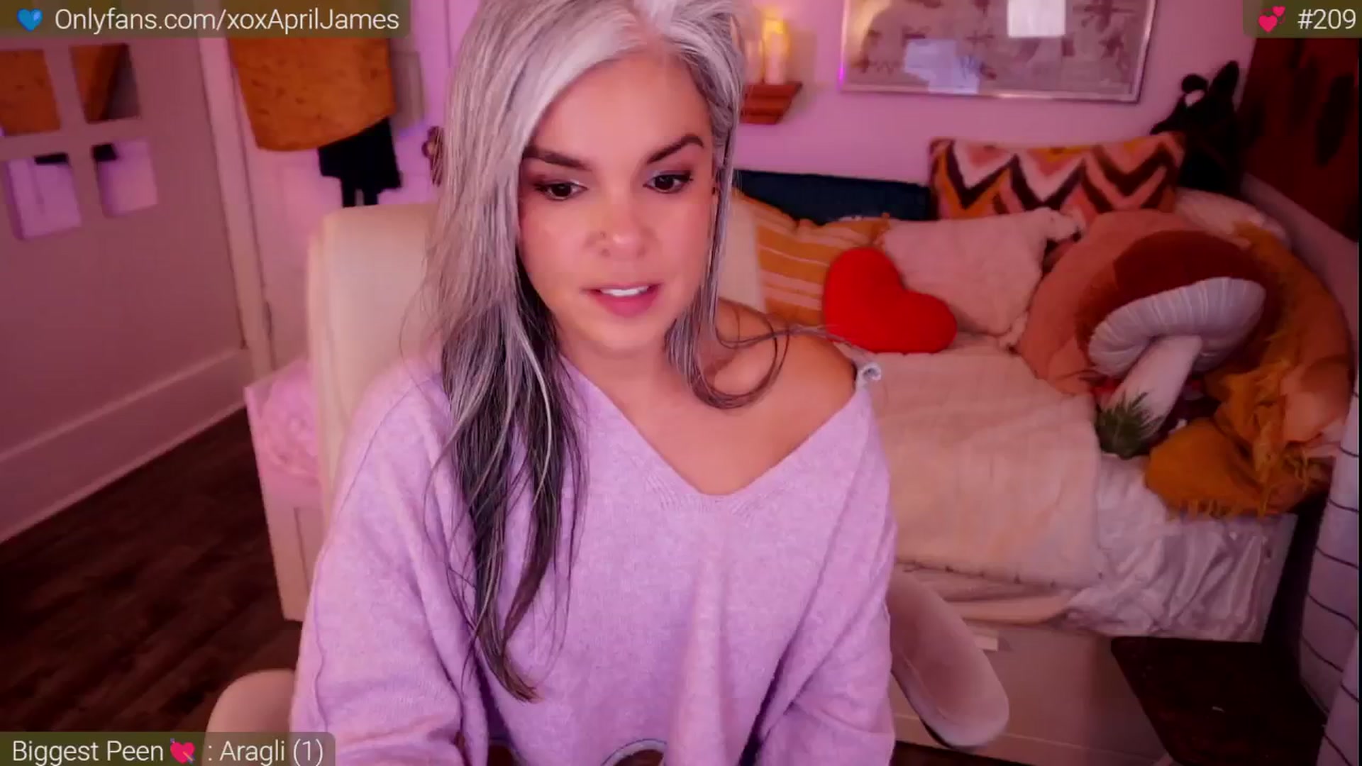Gallery image thumbnail from AprilJames's myfreecams stream on, 11/09/2024, 24:41 image 2 of 20