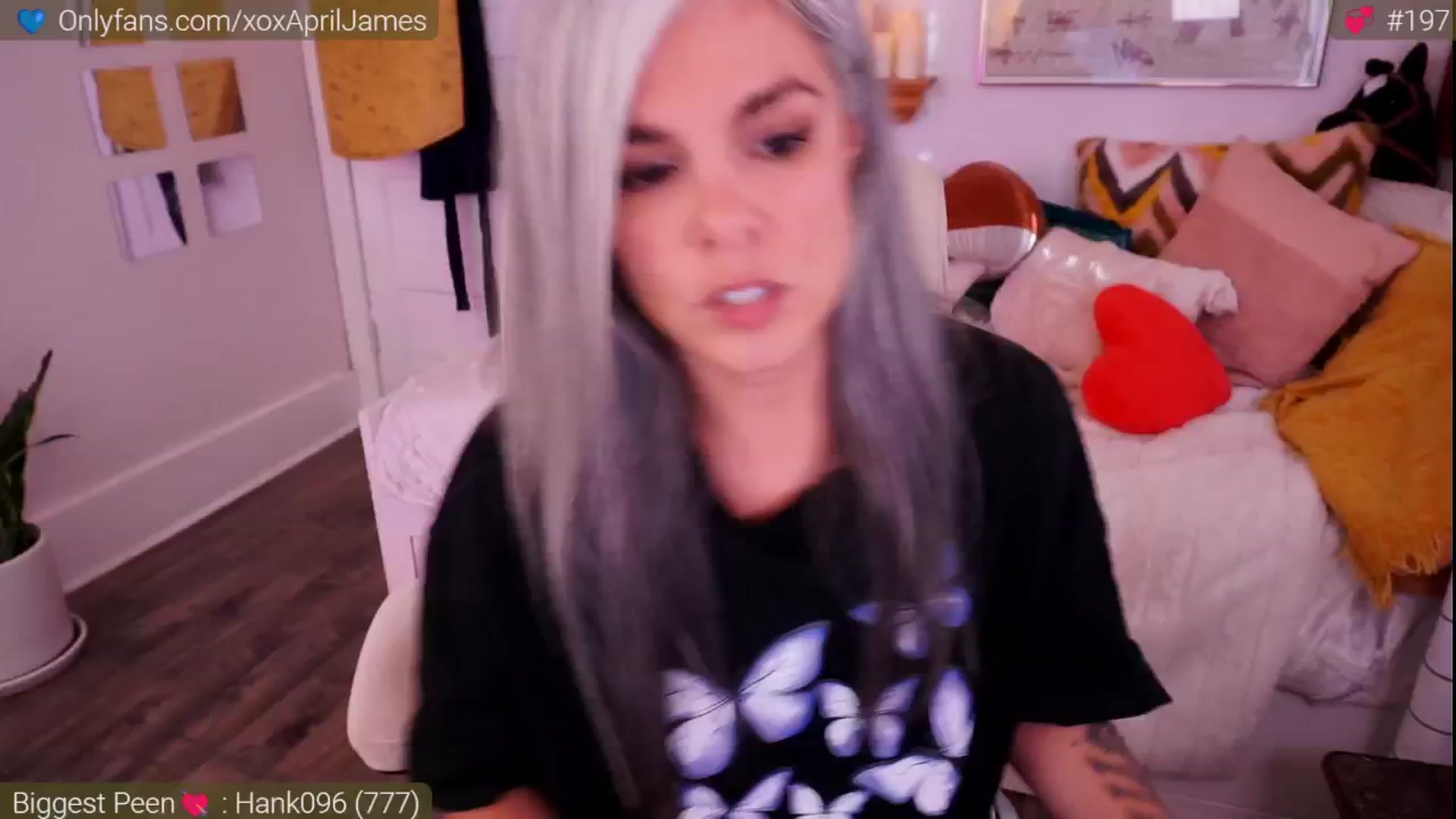 Gallery image thumbnail from AprilJames's myfreecams stream on, 11/16/2024, 22:43 image 9 of 20