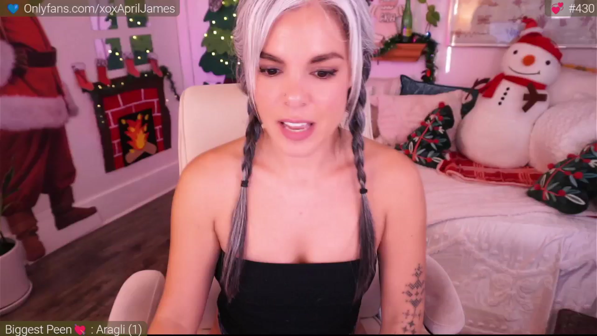 Gallery image thumbnail from AprilJames's myfreecams stream on, 12/06/2024, 22:52 image 14 of 20