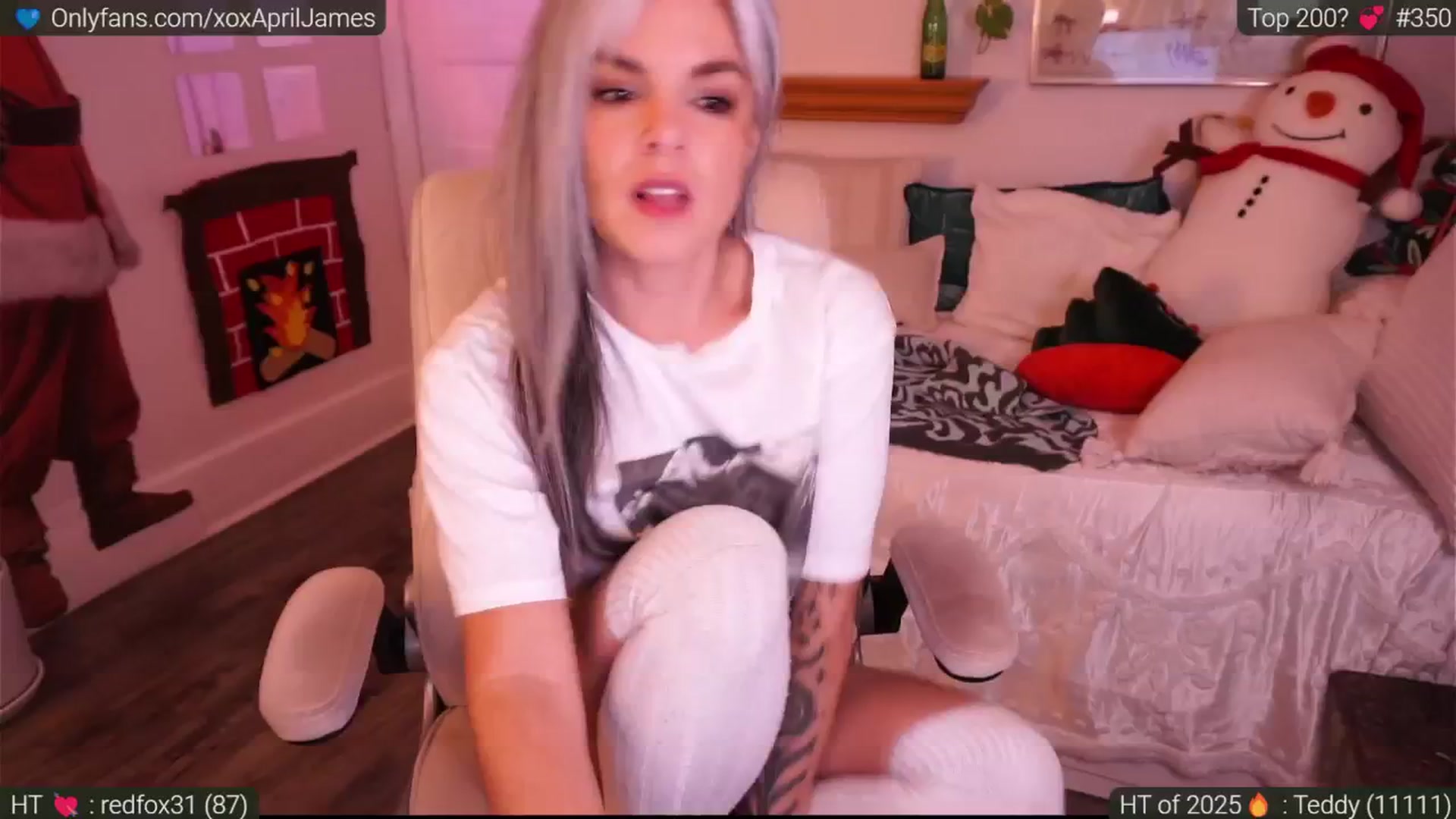 Gallery image thumbnail from AprilJames's myfreecams stream on, 01/06/2025, 03:00 image 1 of 20