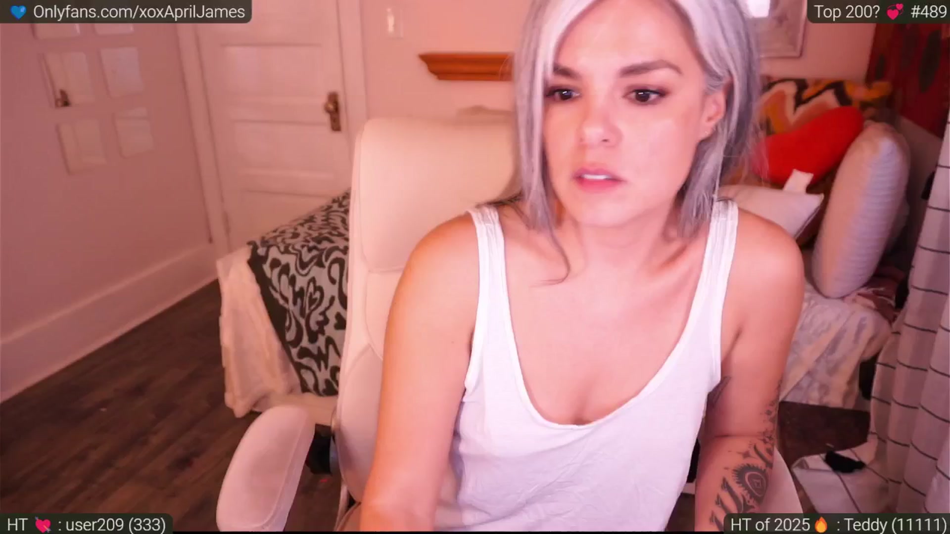 Gallery image thumbnail from AprilJames's myfreecams stream on, 01/11/2025, 02:08 image 8 of 20