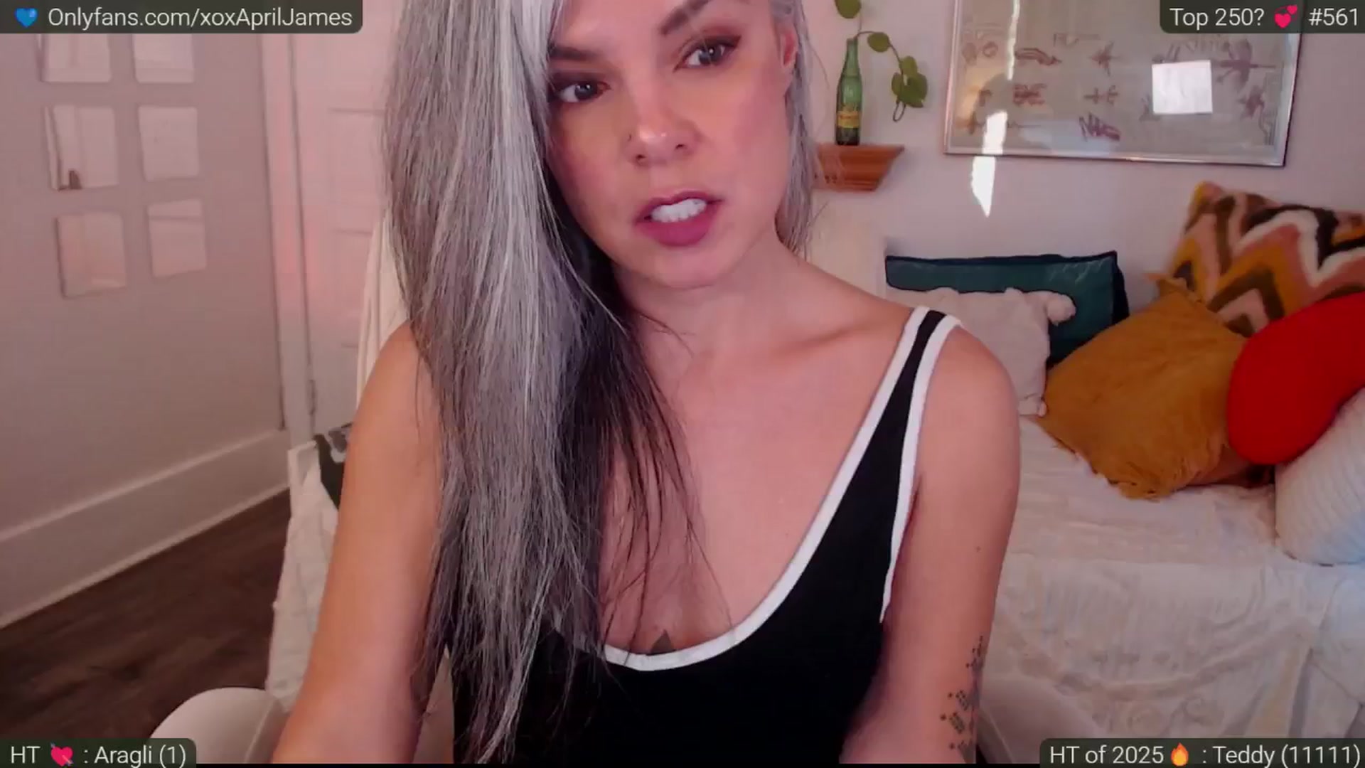 Gallery image thumbnail from AprilJames's myfreecams stream on, 01/16/2025, 23:48 image 3 of 20