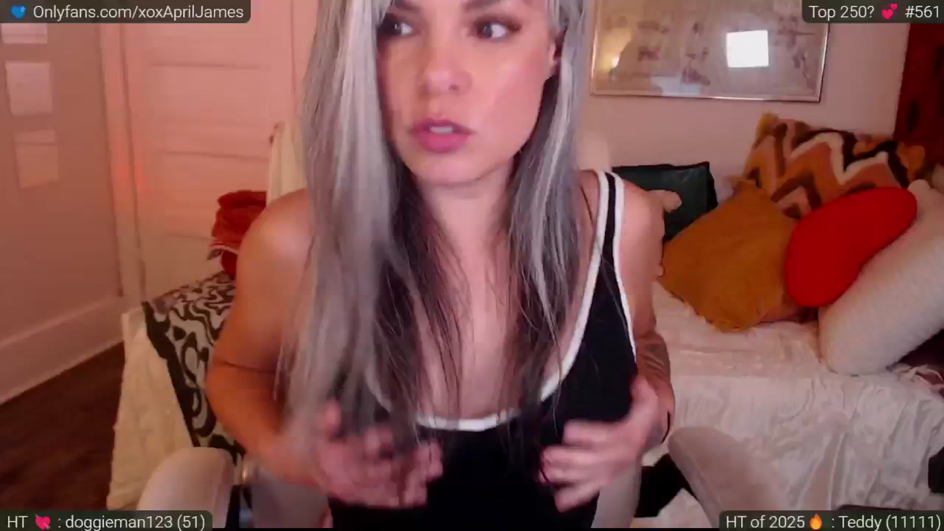 Gallery image thumbnail from AprilJames's myfreecams stream on, 01/17/2025, 01:04 image 4 of 20