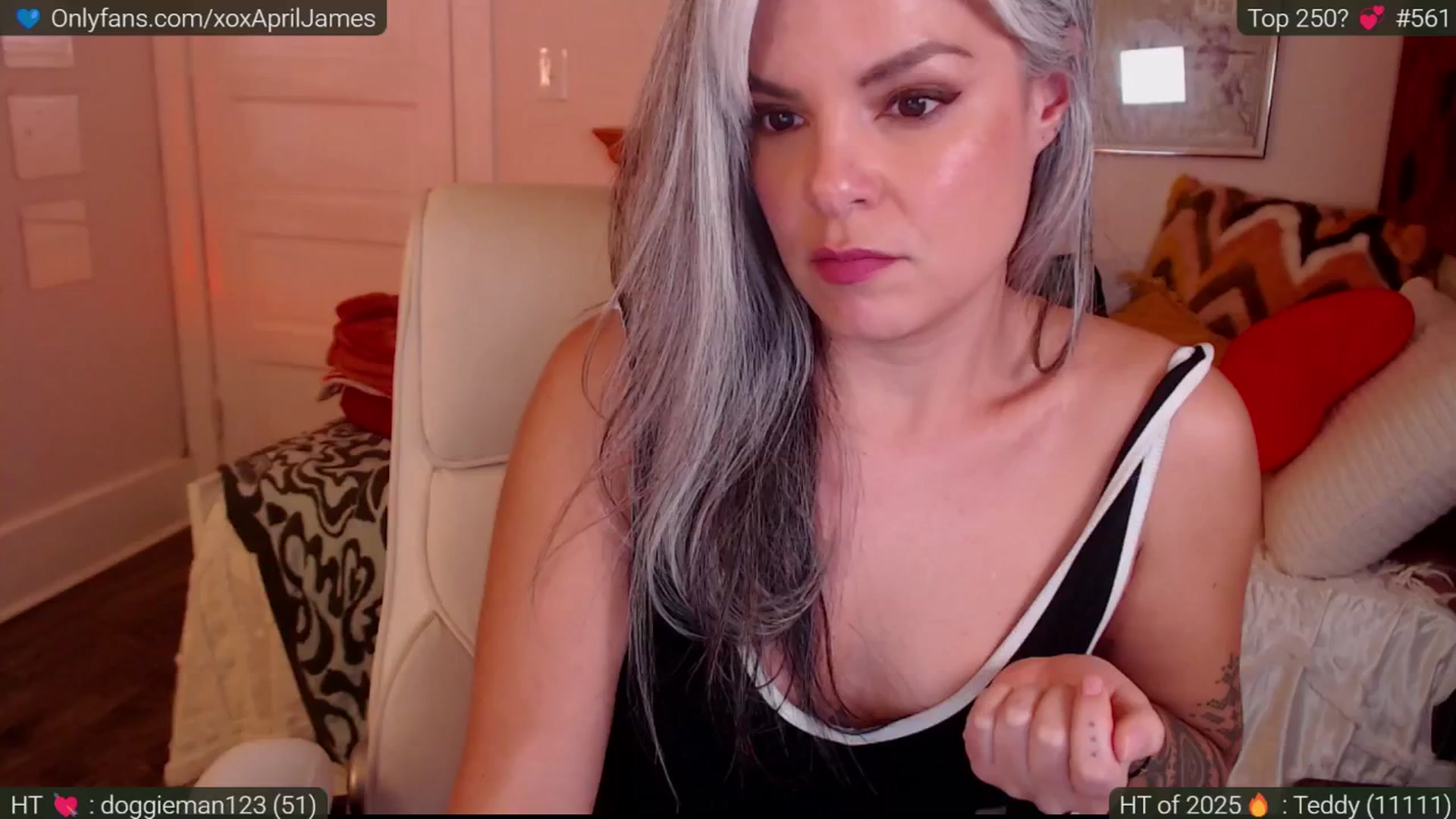 Gallery image thumbnail from AprilJames's myfreecams stream on, 01/17/2025, 01:04 image 7 of 20
