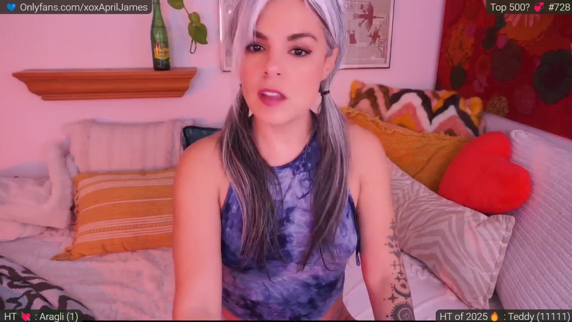 Gallery image thumbnail from AprilJames's myfreecams stream on, 01/25/2025, 21:51 image 14 of 20