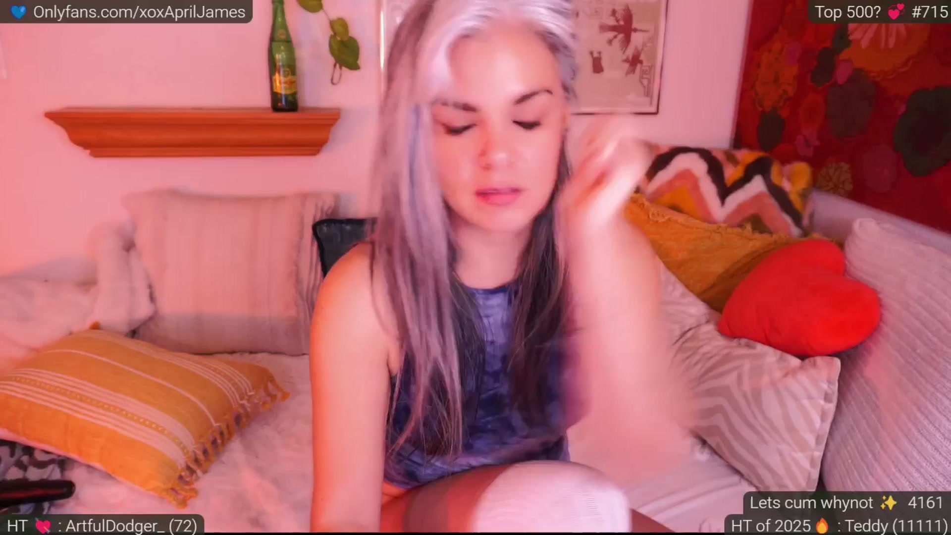 Gallery image thumbnail from AprilJames's myfreecams stream on, 01/26/2025, 24:28 image 14 of 20