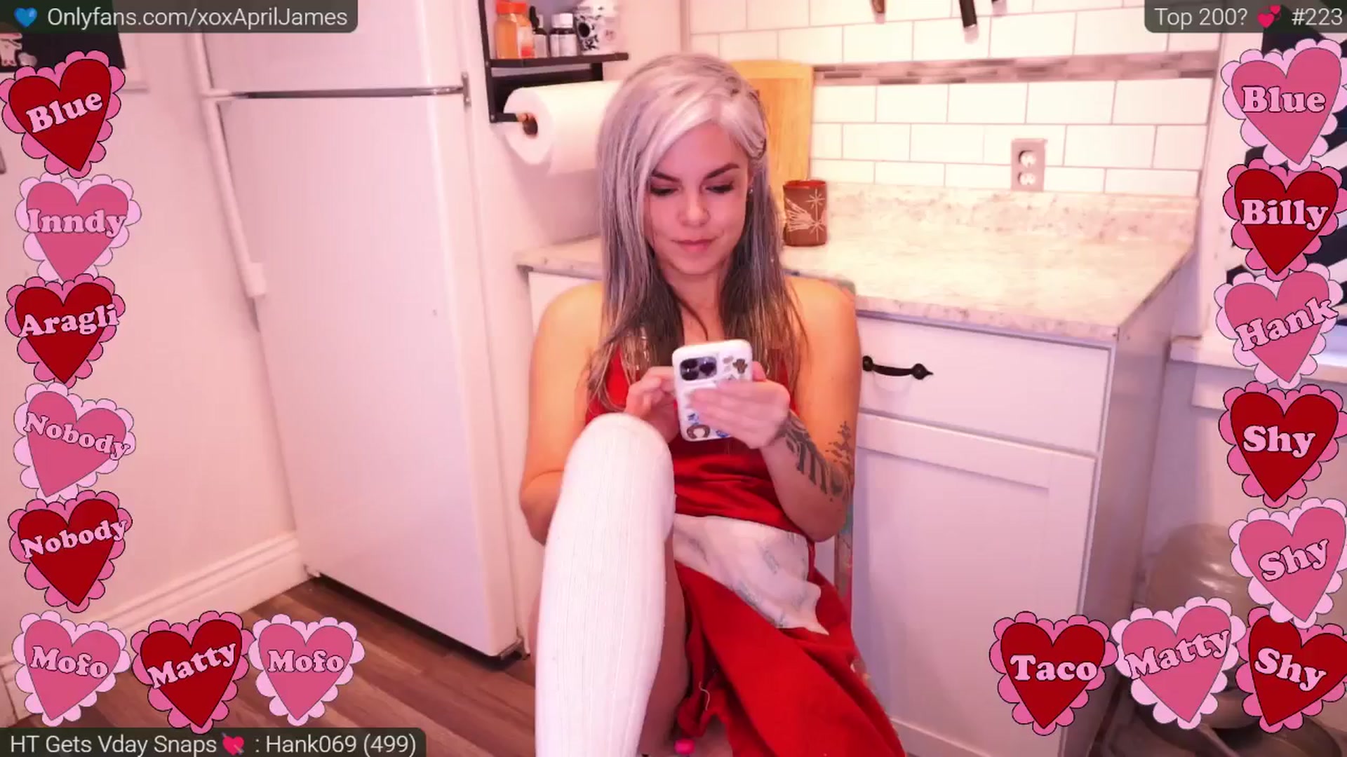 Gallery image thumbnail from AprilJames's myfreecams stream on, 02/15/2025, 24:38 image 14 of 20