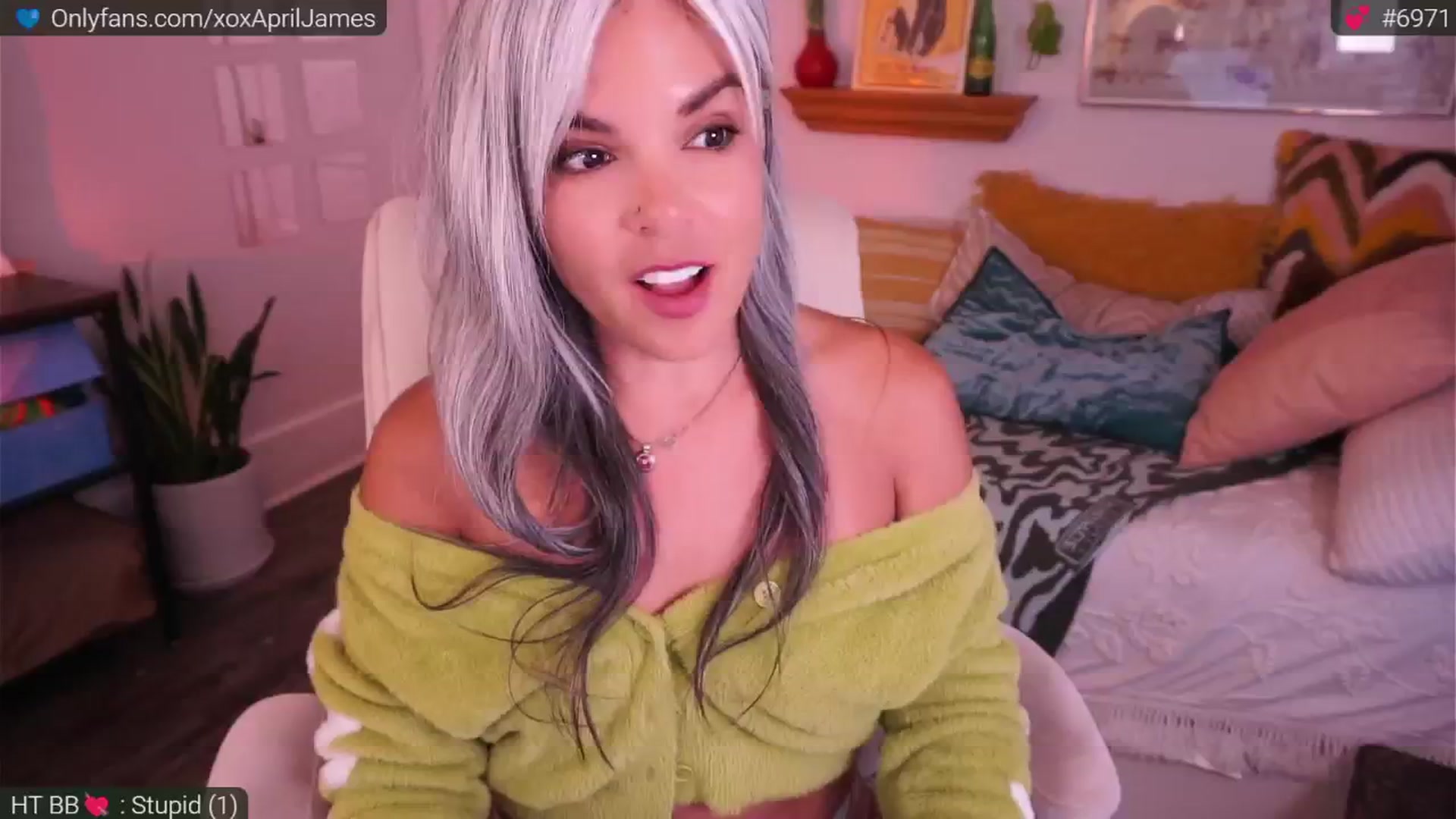 Gallery image thumbnail from AprilJames's myfreecams stream on, 03/05/2025, 02:22 image 4 of 20
