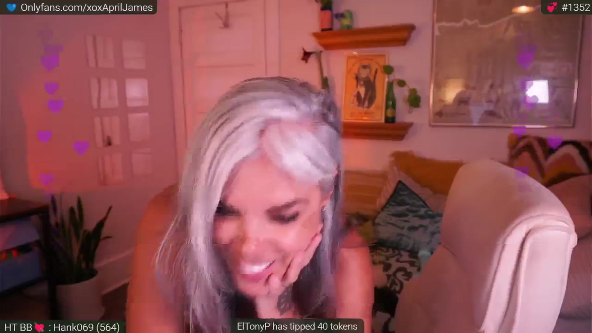 Gallery image thumbnail from AprilJames's myfreecams stream on, 03/05/2025, 02:22 image 19 of 20