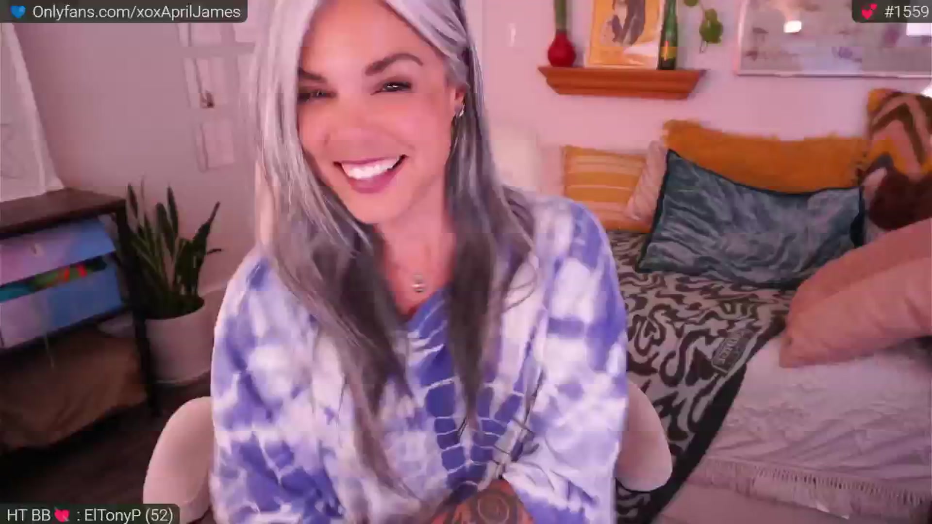 Gallery image thumbnail from AprilJames's myfreecams stream on, 03/06/2025, 24:00 image 19 of 20