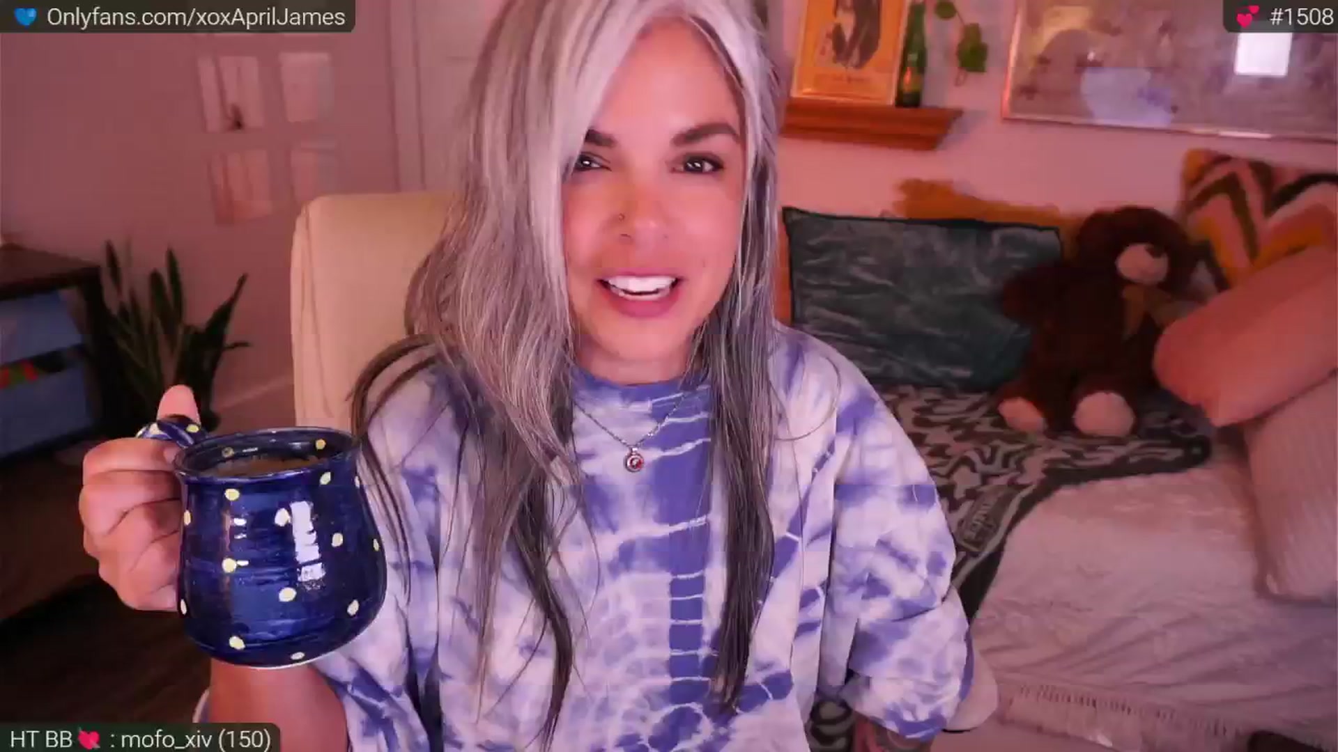 Gallery image thumbnail from AprilJames's myfreecams stream on, 03/06/2025, 01:31 image 8 of 20