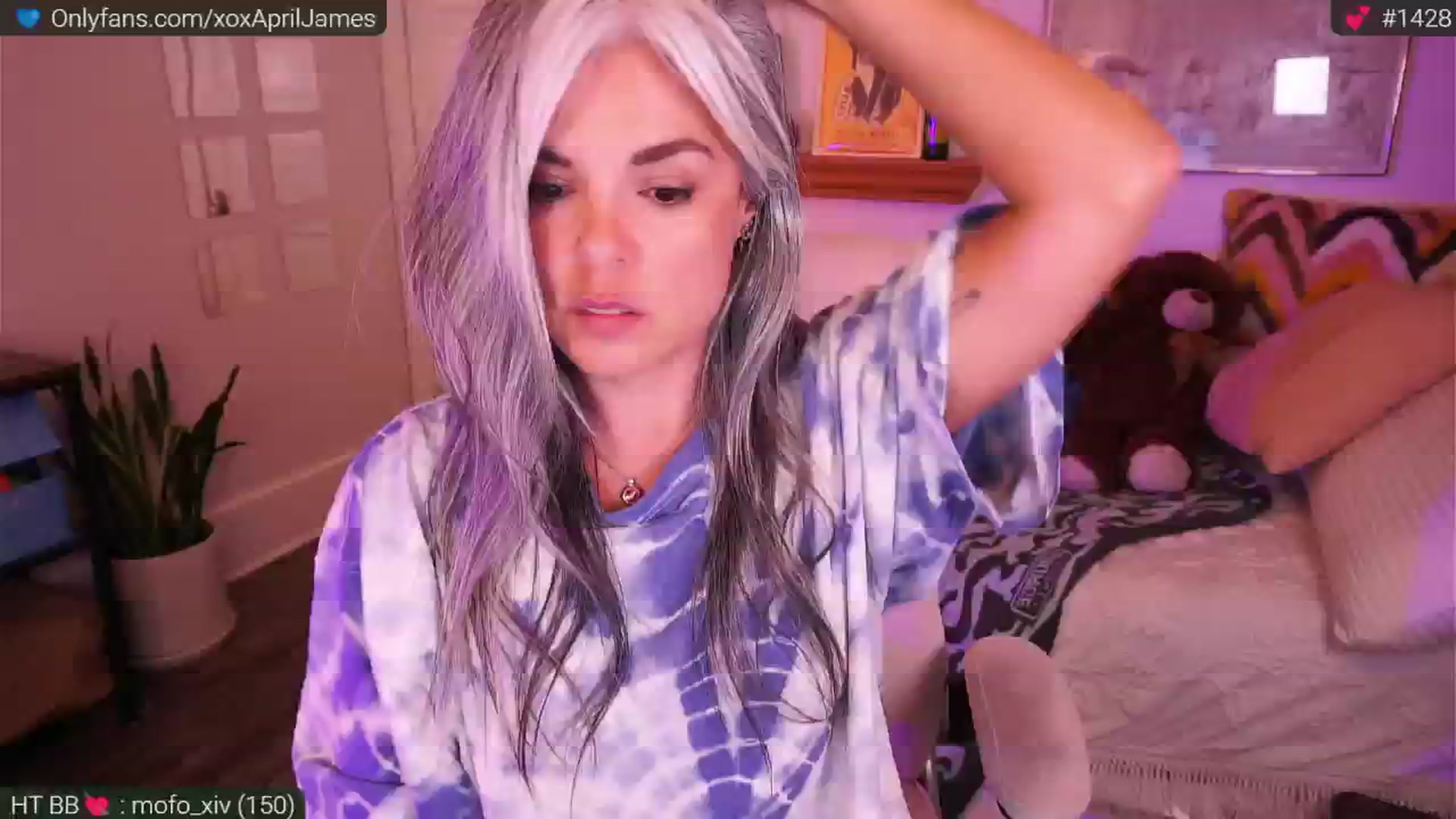 Gallery image thumbnail from AprilJames's myfreecams stream on, 03/06/2025, 01:31 image 19 of 20