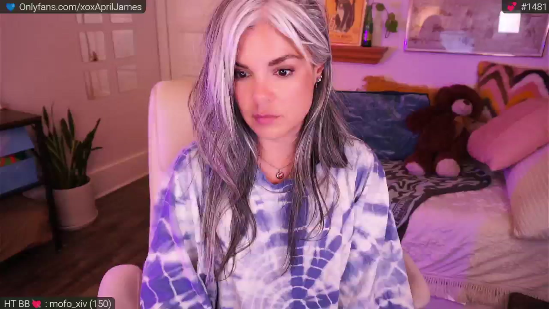 Gallery image thumbnail from AprilJames's myfreecams stream on, 03/06/2025, 01:31 image 14 of 20