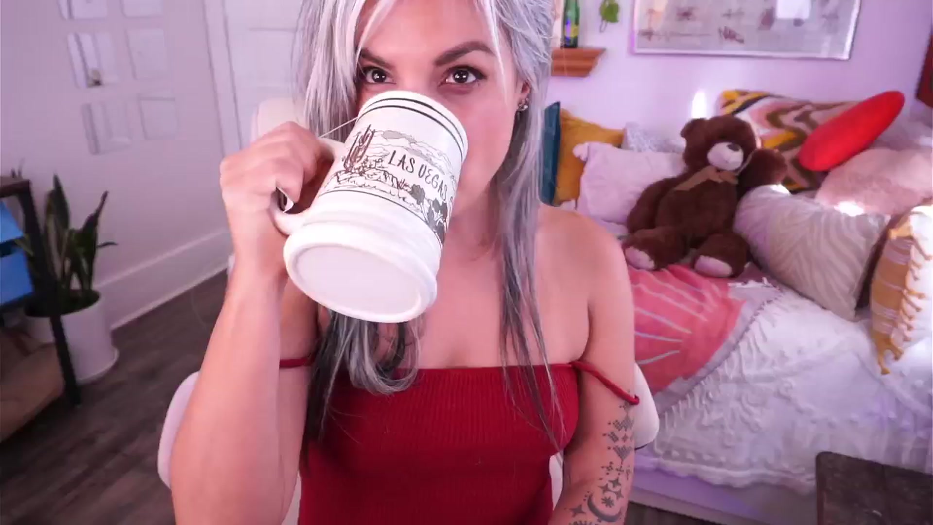Gallery image thumbnail from AprilJames's myfreecams stream on, 03/21/2025, 22:24 image 19 of 20