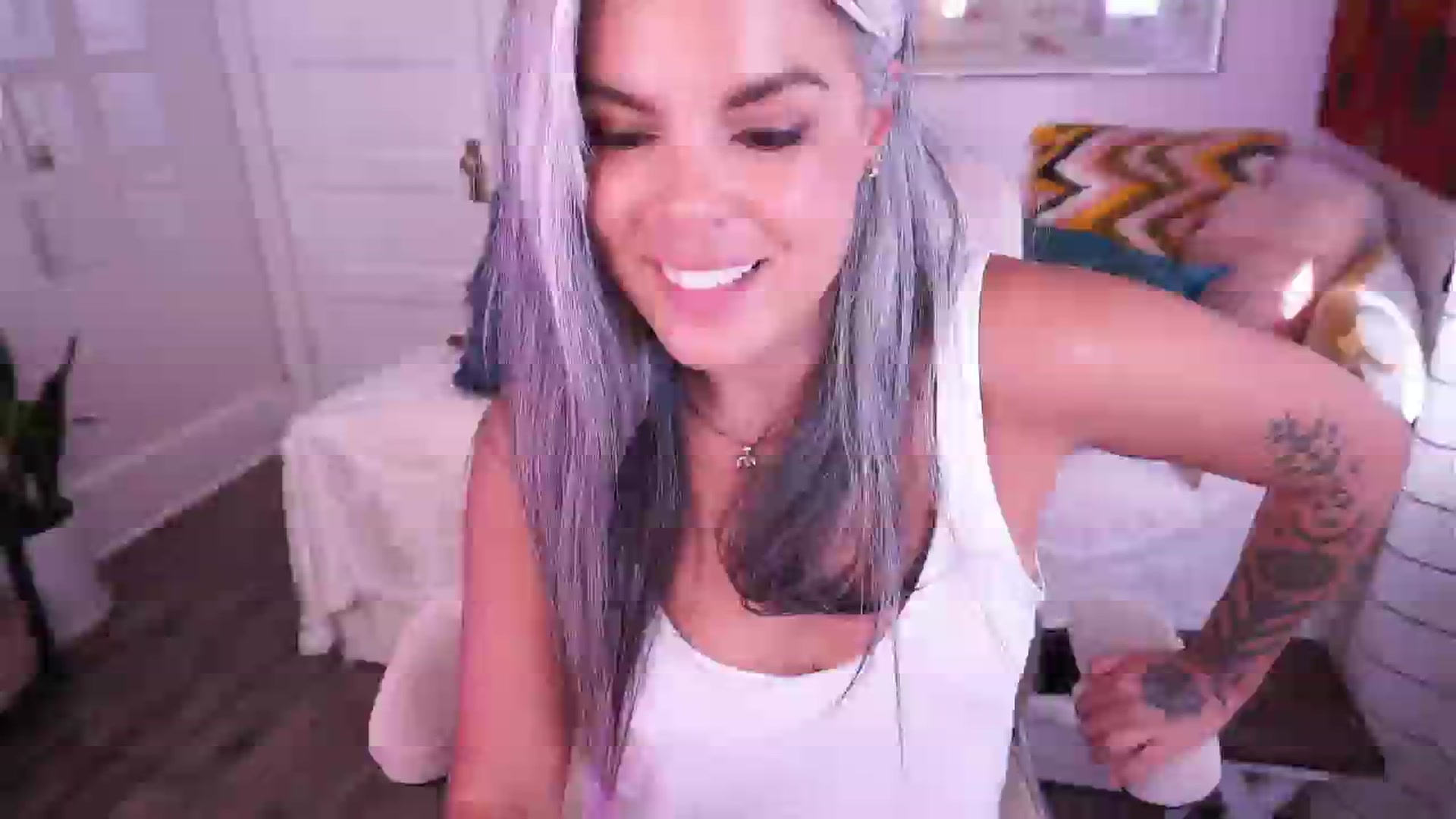 Gallery image thumbnail from AprilJames's myfreecams stream on, 04/09/2025, 22:55 image 13 of 20