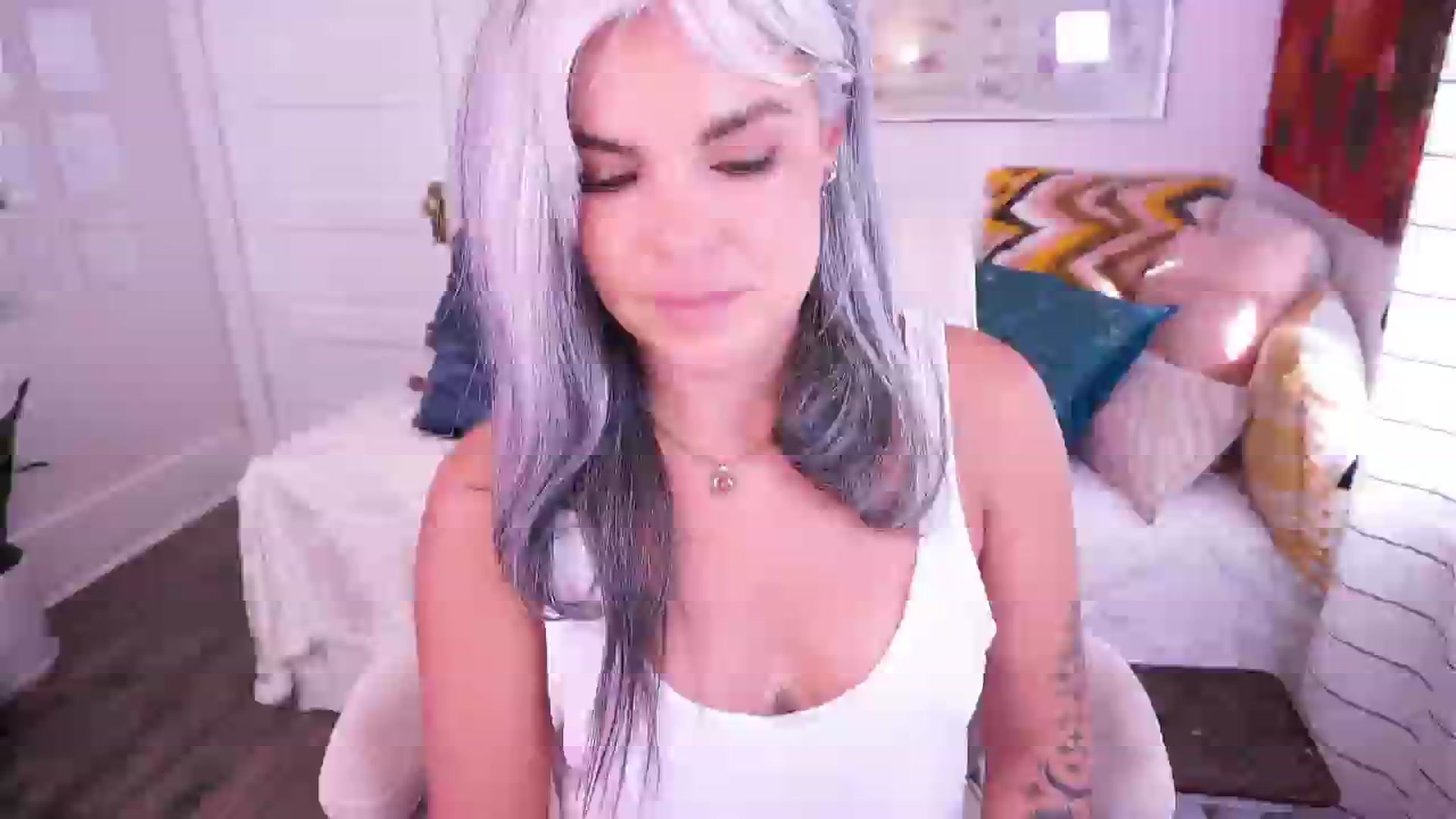 Gallery image thumbnail from AprilJames's myfreecams stream on, 04/09/2025, 22:55 image 12 of 20