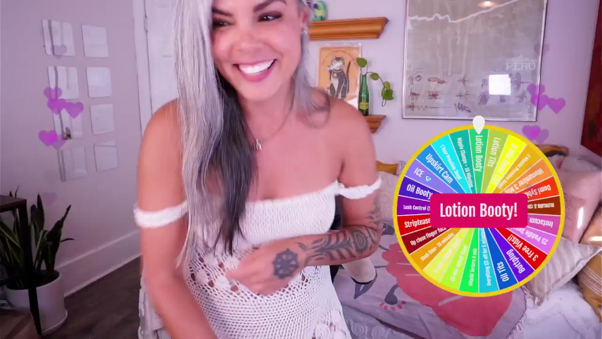 Gallery image thumbnail from AprilJames's myfreecams stream on, 04/12/2025, 24:08 image 4 of 20