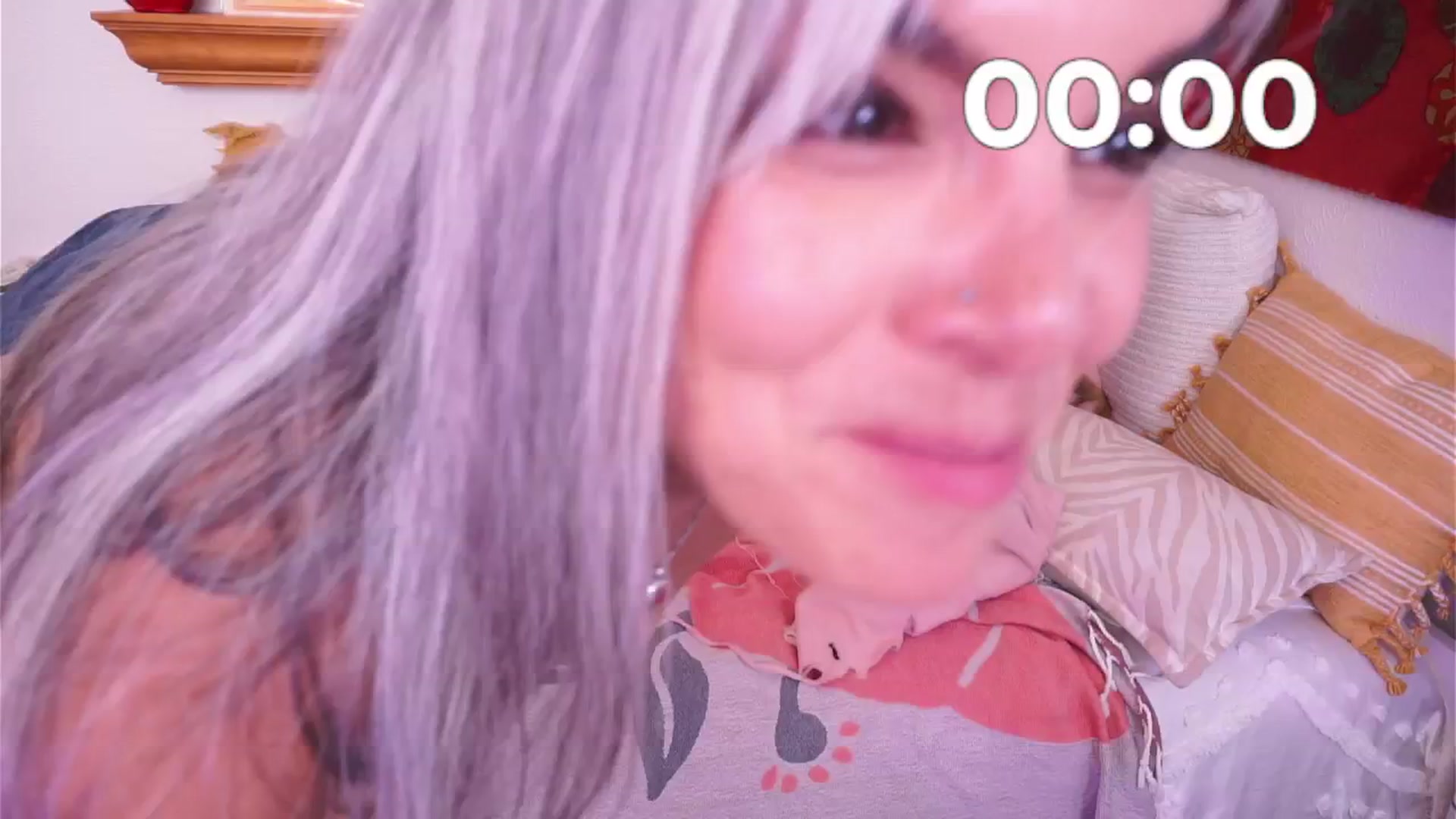 Gallery image thumbnail from AprilJames's myfreecams stream on, 04/12/2025, 01:10 image 4 of 20