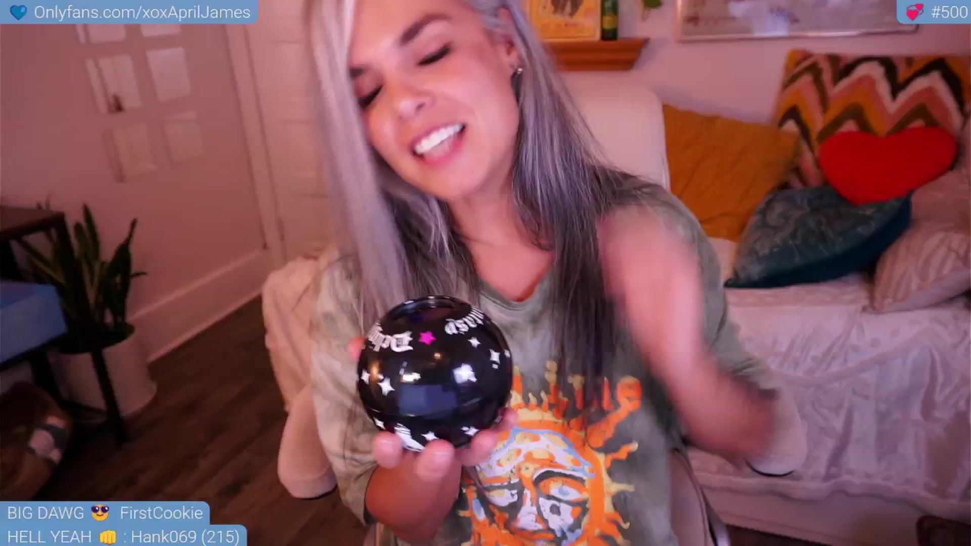 Gallery image thumbnail from AprilJames's myfreecams stream on, 04/24/2025, 02:07 image 10 of 20