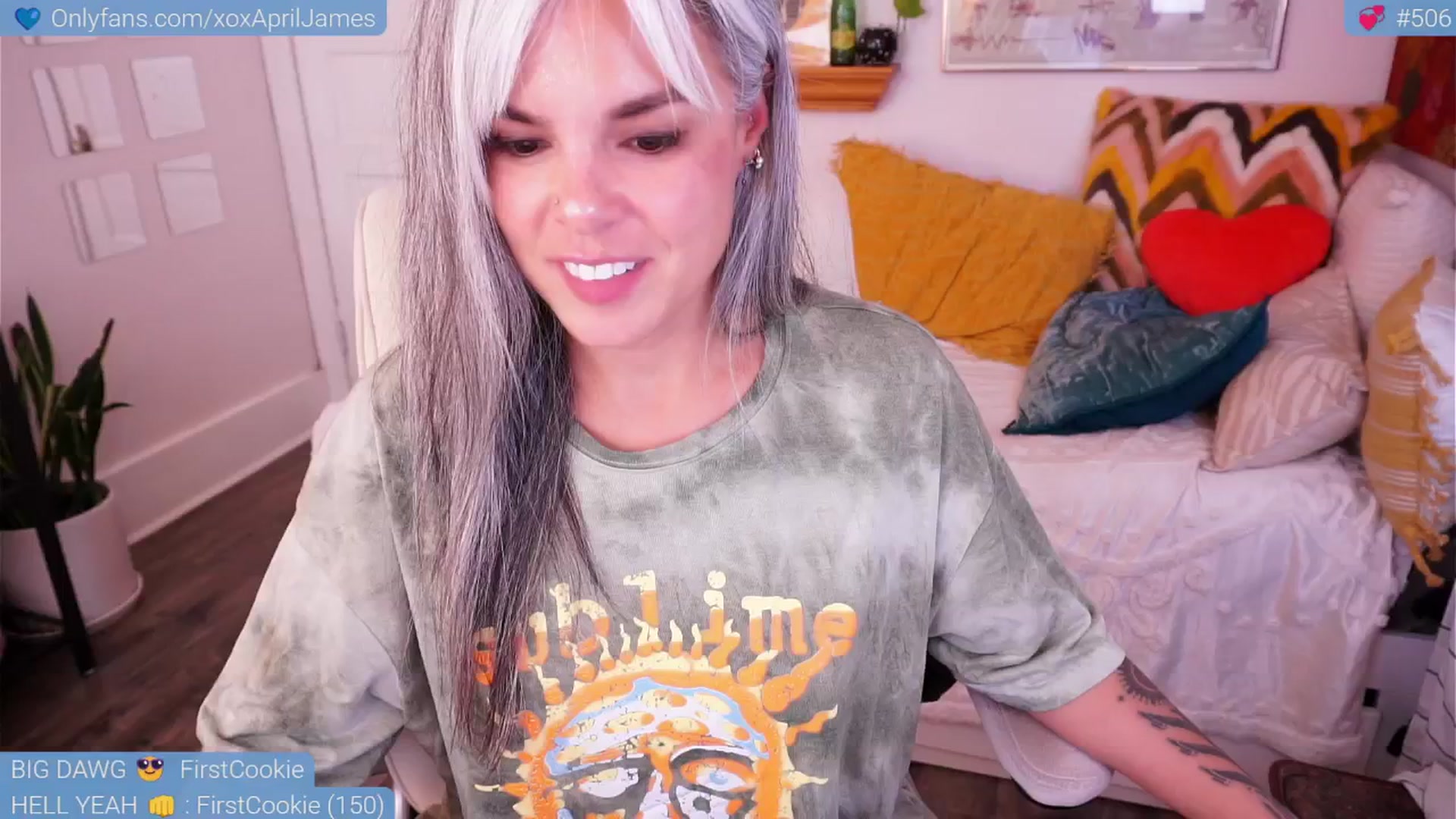 Gallery image thumbnail from AprilJames's myfreecams stream on, 04/24/2025, 02:07 image 1 of 20