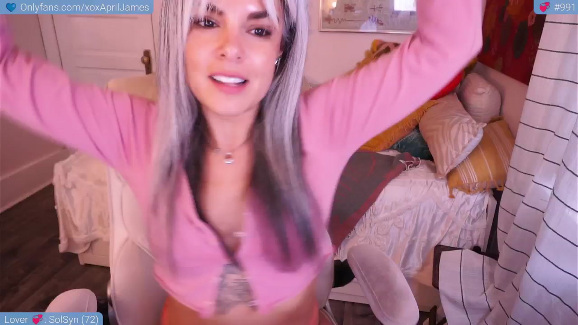 Gallery image thumbnail from AprilJames's myfreecams stream on, 05/08/2025, 24:07 image 3 of 20