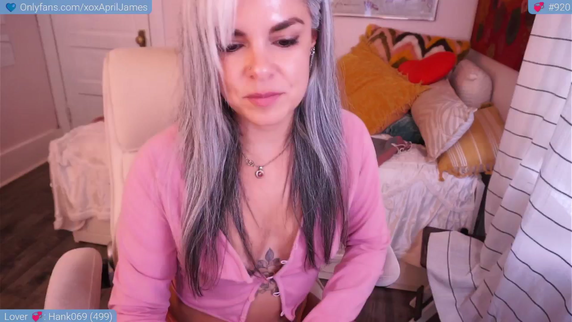 Gallery image thumbnail from AprilJames's myfreecams stream on, 05/08/2025, 24:07 image 5 of 20