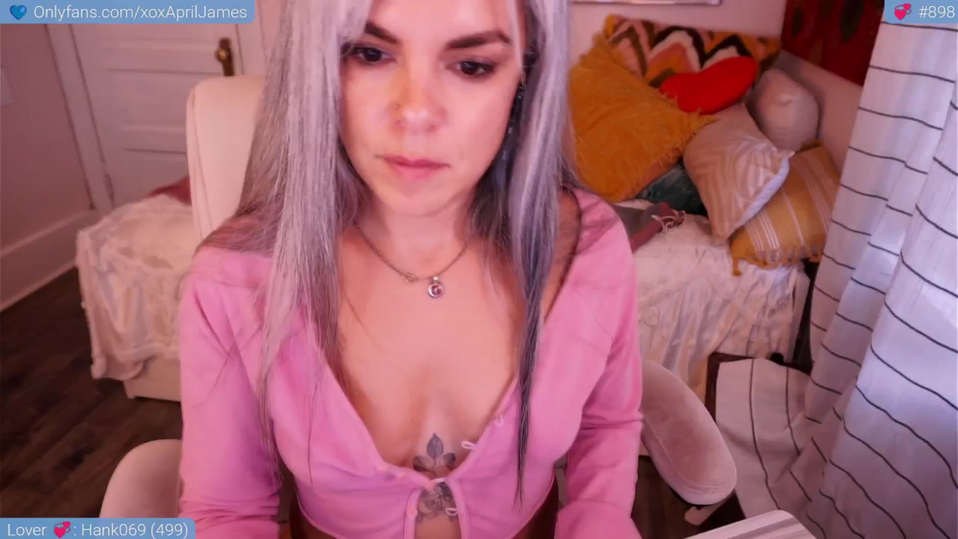 Gallery image thumbnail from AprilJames's myfreecams stream on, 05/08/2025, 24:07 image 16 of 20