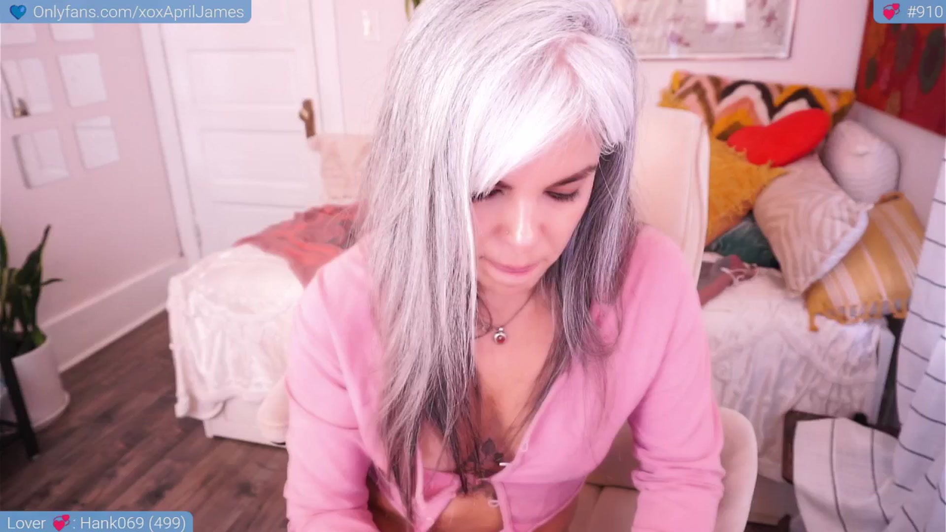 Gallery image thumbnail from AprilJames's myfreecams stream on, 05/08/2025, 01:52 image 2 of 20