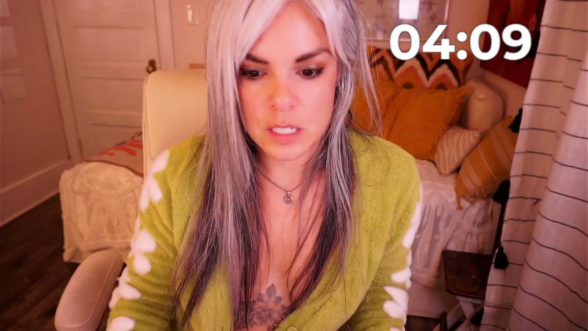 Gallery image thumbnail from AprilJames's myfreecams stream on, 05/12/2025, 03:33 image 9 of 20