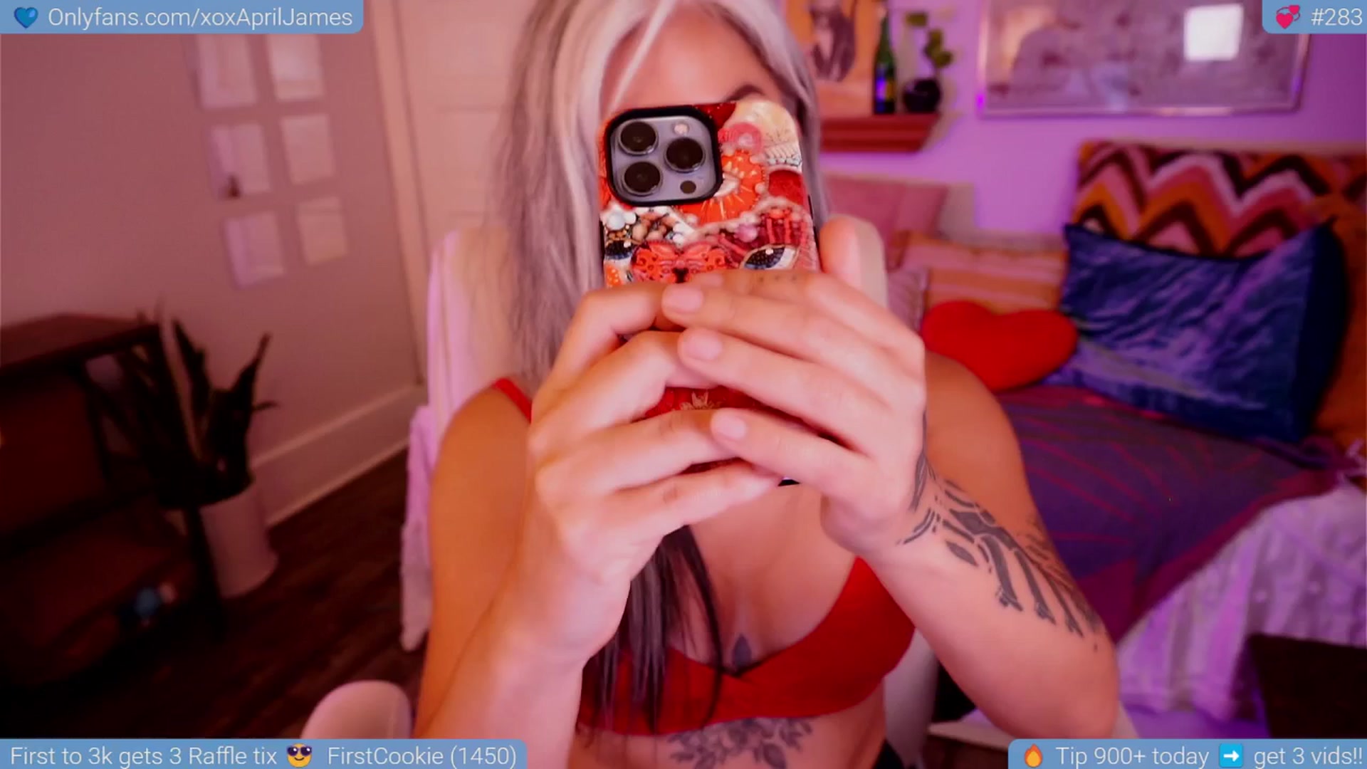 Gallery image thumbnail from AprilJames's myfreecams stream on, 05/31/2025, 01:07 image 2 of 20