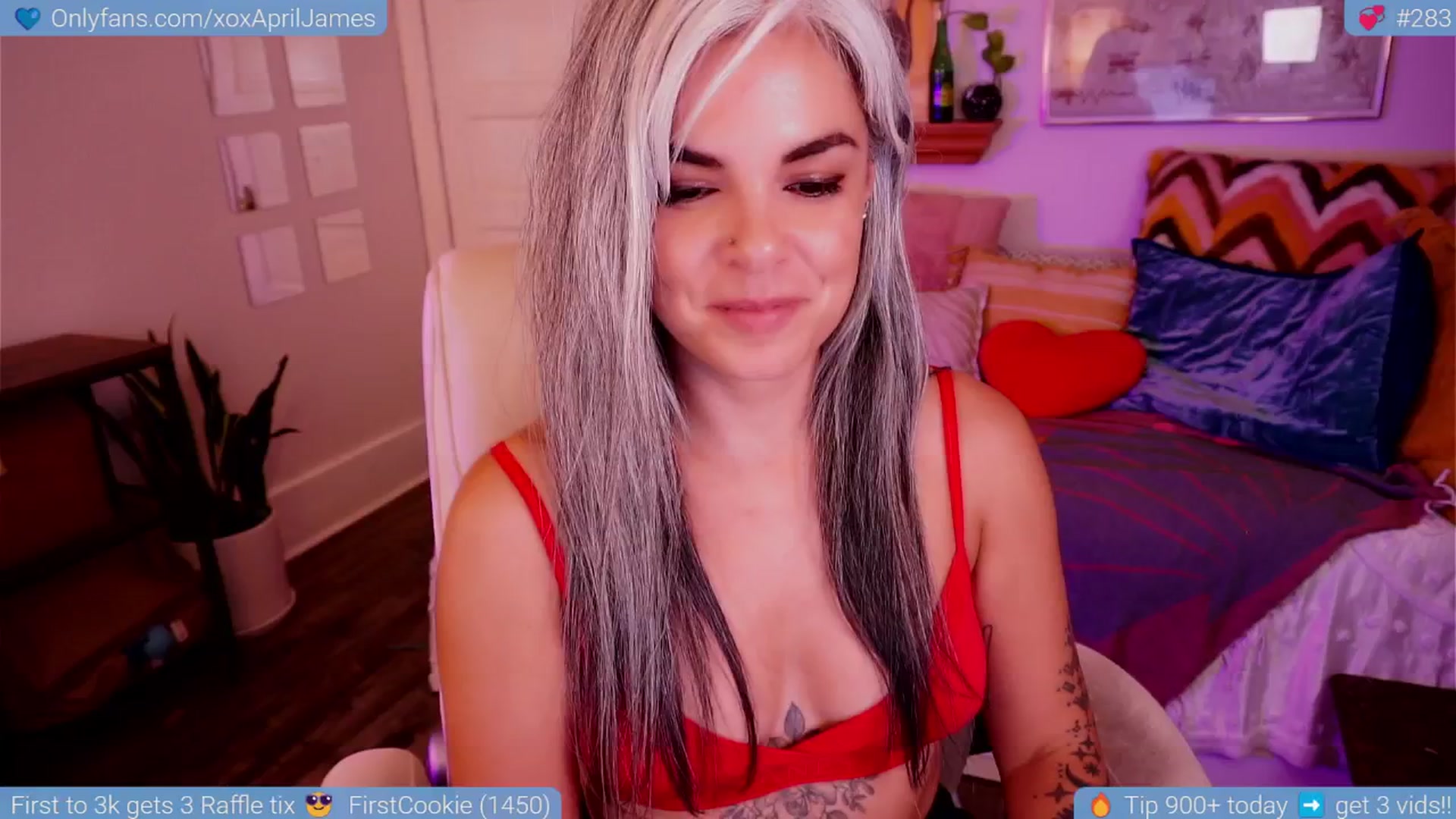Gallery image thumbnail from AprilJames's myfreecams stream on, 05/31/2025, 01:07 image 3 of 20