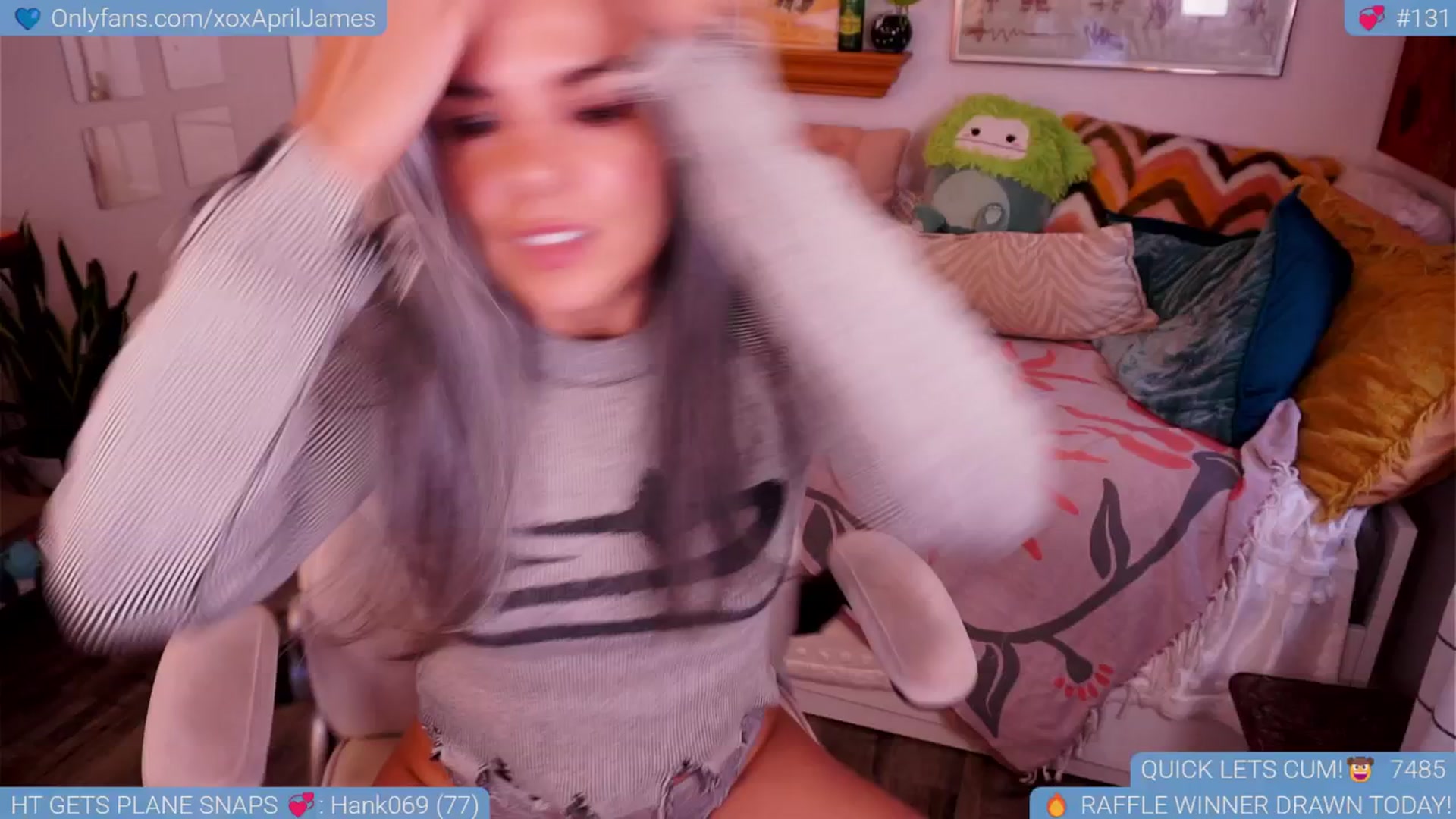 Gallery image thumbnail from AprilJames's myfreecams stream on, 06/03/2025, 21:33 image 1 of 20