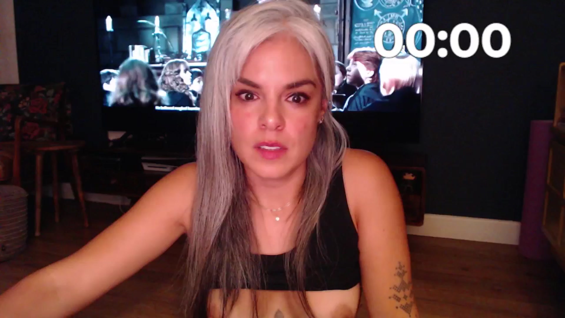 Gallery image thumbnail from AprilJames's myfreecams stream on, 06/05/2025, 23:09 image 3 of 20