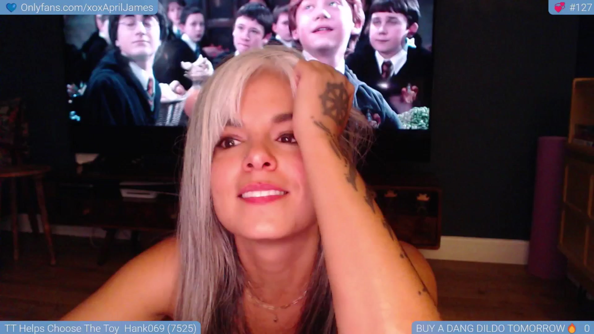 Gallery image thumbnail from AprilJames's myfreecams stream on, 06/05/2025, 23:09 image 19 of 20