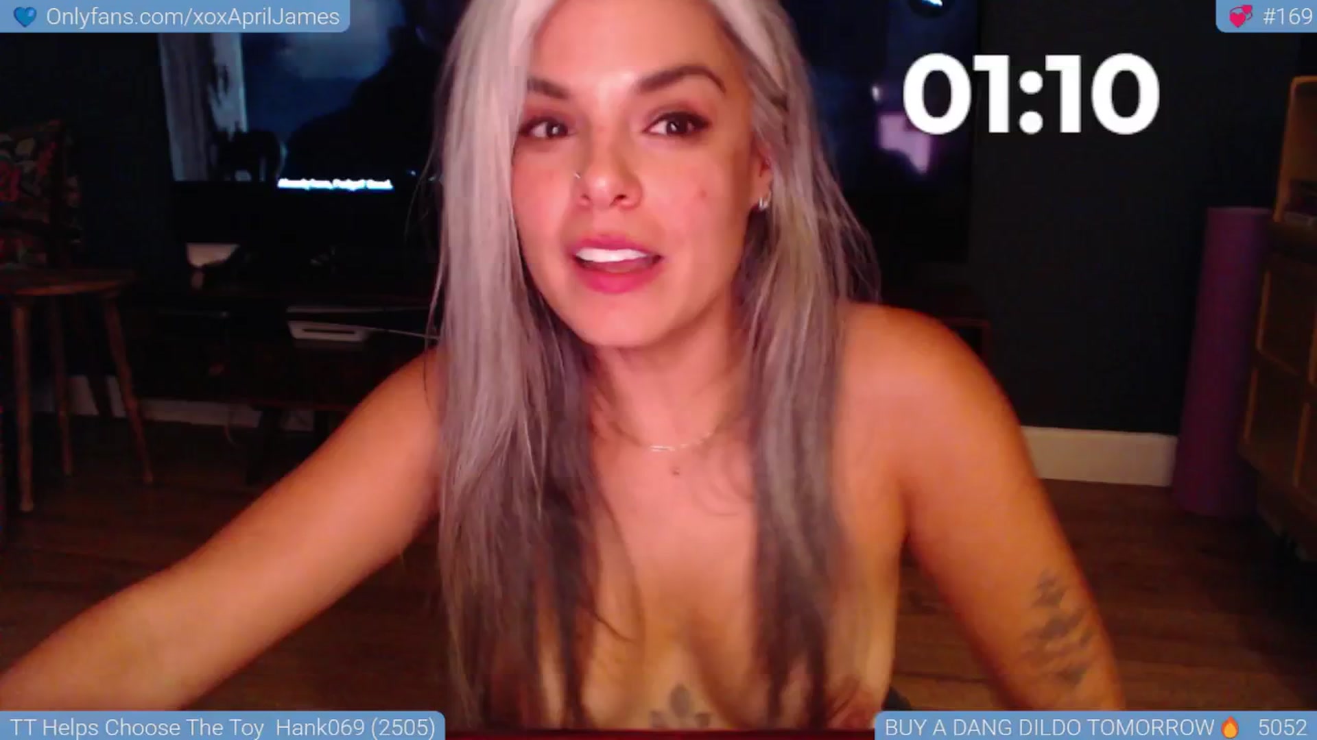 Gallery image thumbnail from AprilJames's myfreecams stream on, 06/05/2025, 23:09 image 11 of 20