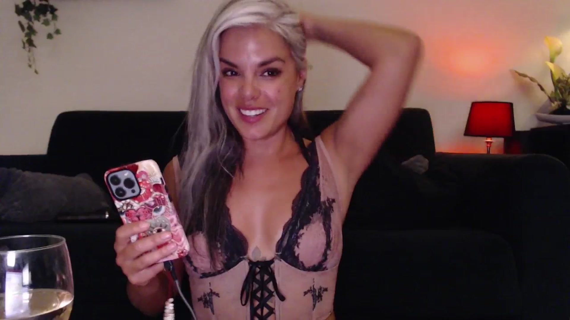 Gallery image thumbnail from AprilJames's myfreecams stream on, 06/23/2025, 23:18 image 8 of 20